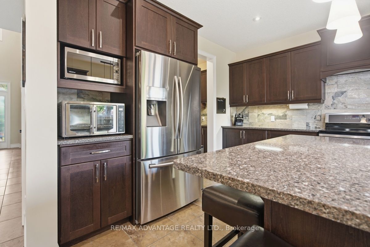 764 Eclipse Walk Property Photo 16