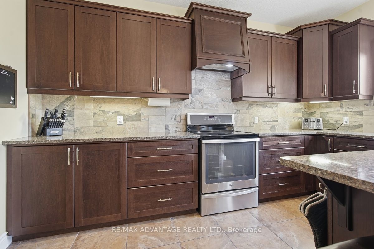 764 Eclipse Walk Property Photo 17