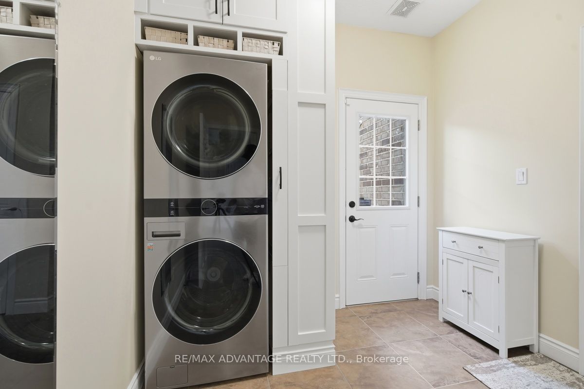 764 Eclipse Walk Property Photo 20