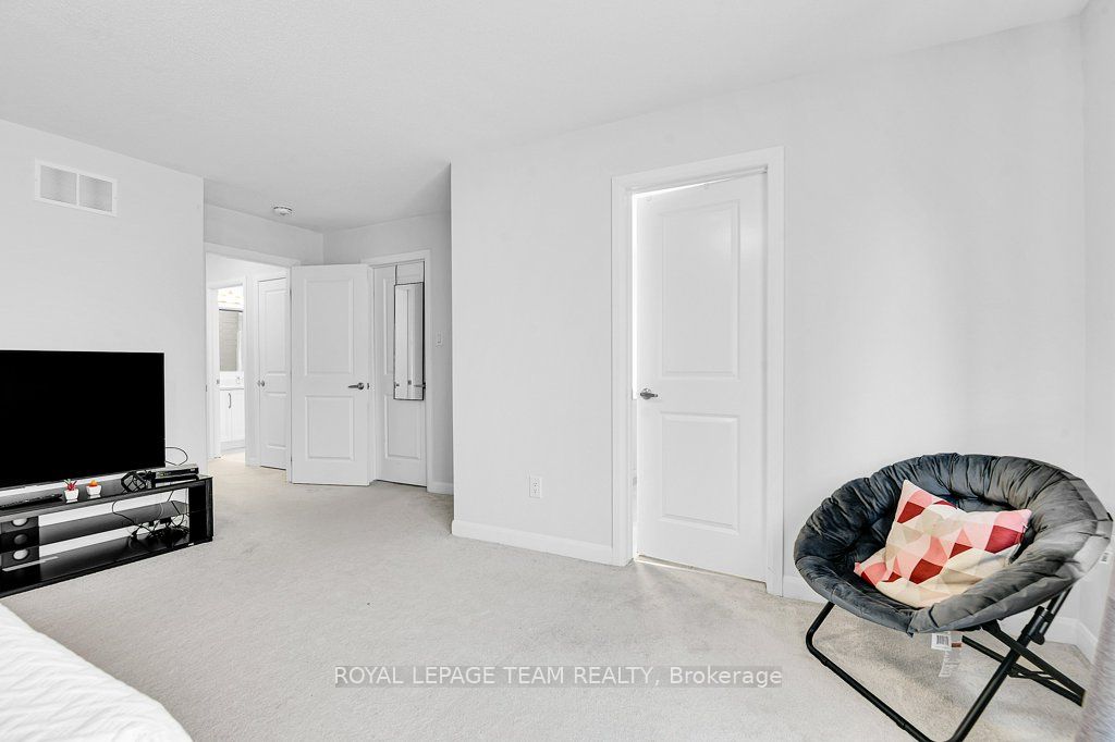 784 Cappamore Drive Property Photo 16