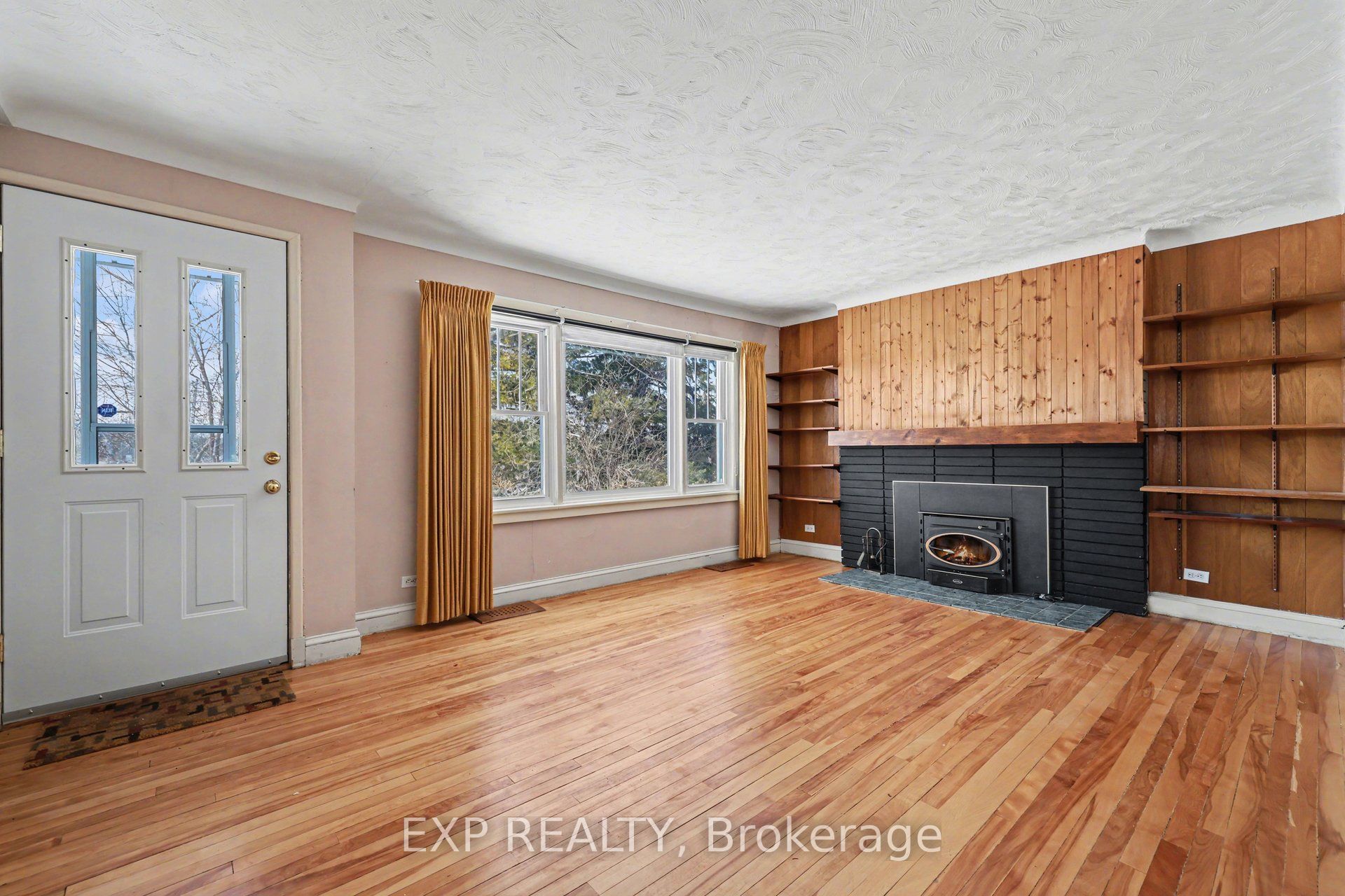 2511 Junction Avenue Property Photo 3