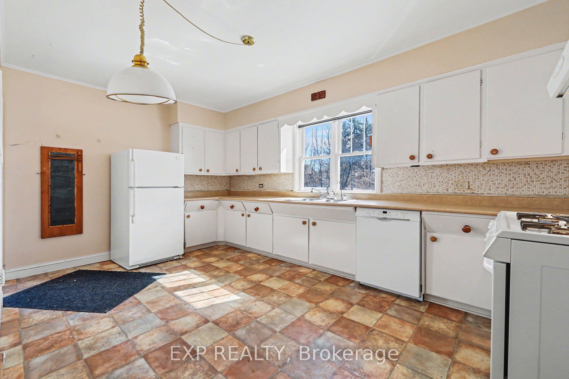 2511 Junction Avenue Property Photo 6