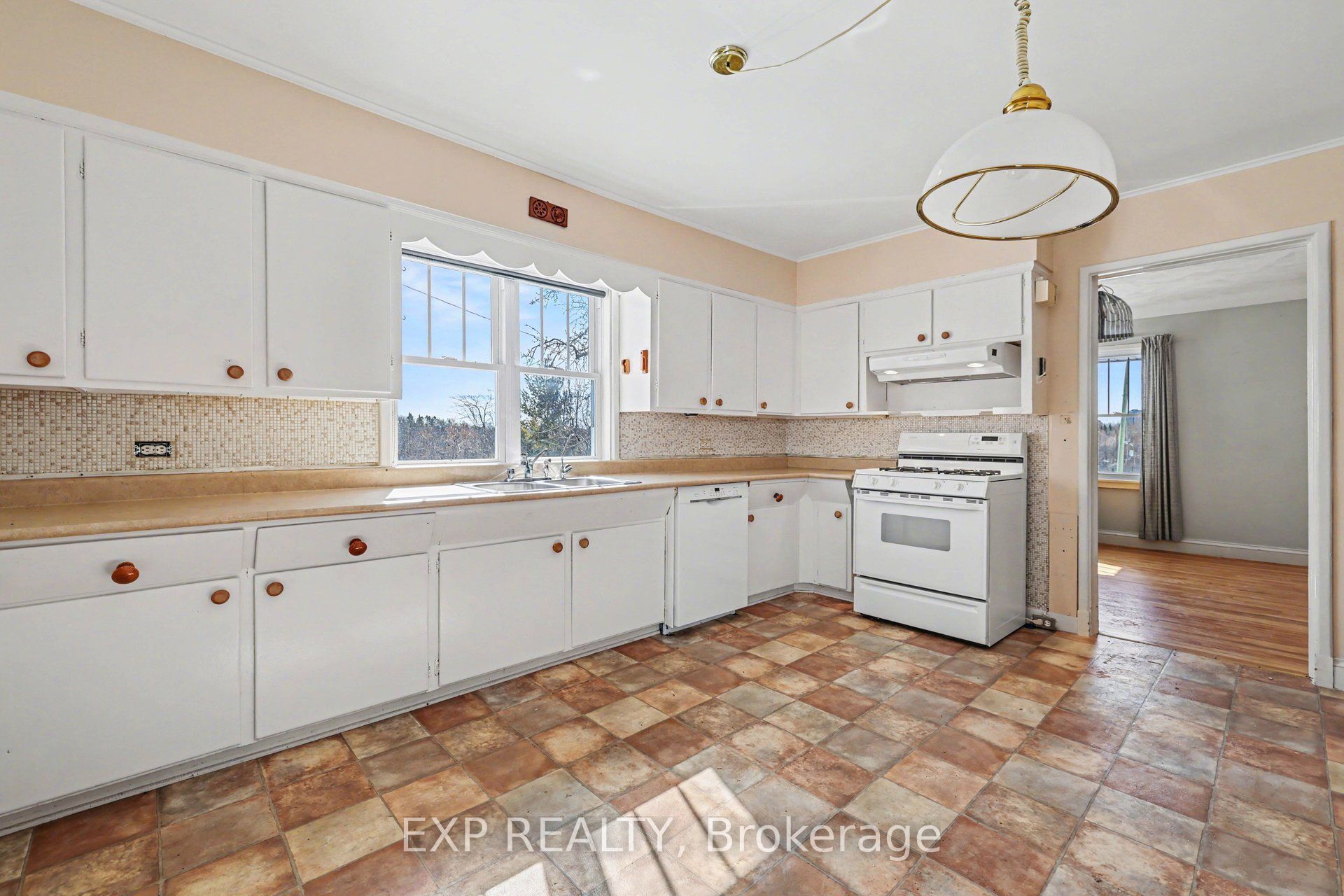 2511 Junction Avenue Property Photo 7