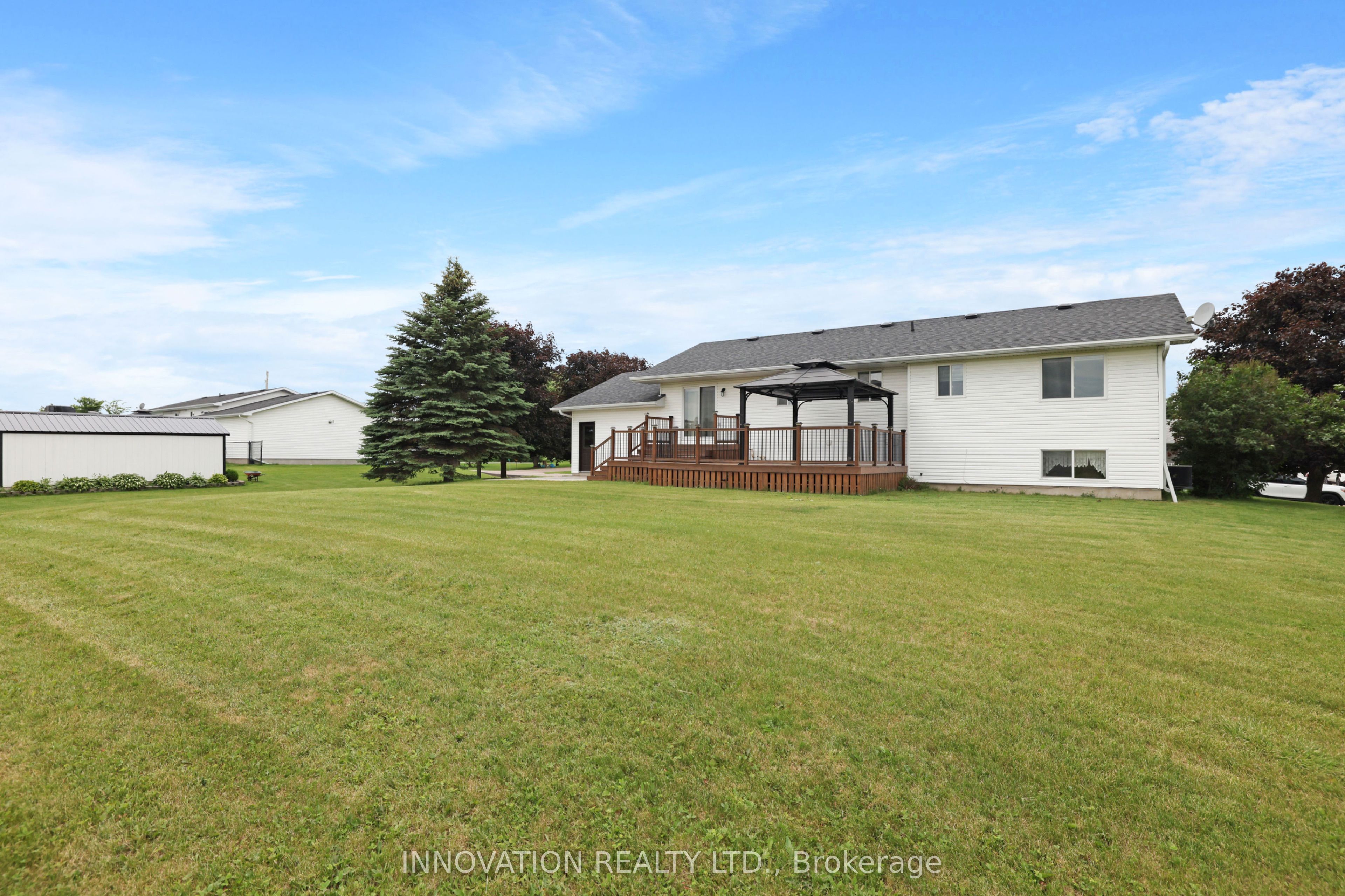14 Riley Crescent Property Photo 3