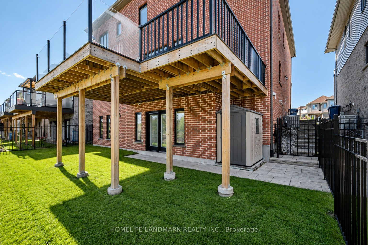 283 Macalister Boulevard Property Photo 40