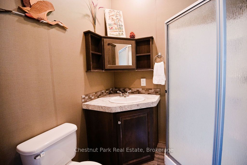 98 North Shore Road Unit 1 Property Photo 11
