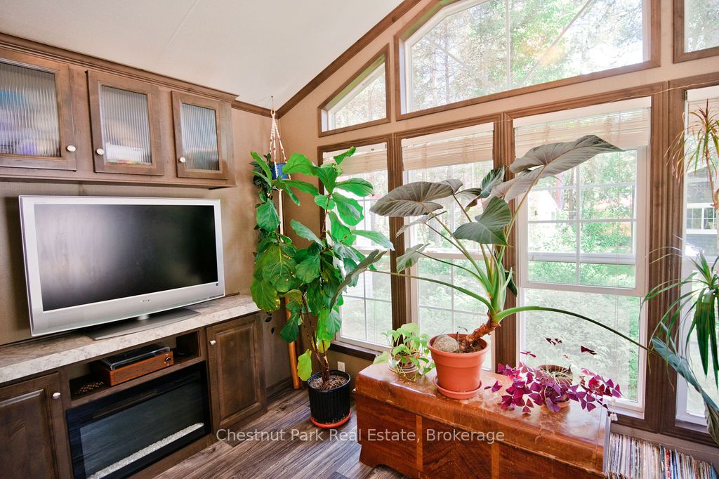 98 North Shore Road Unit 1 Property Photo 21