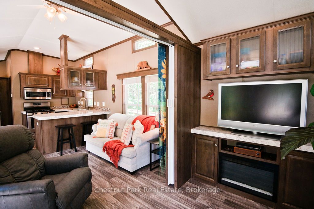98 North Shore Road Unit 1 Property Photo 23