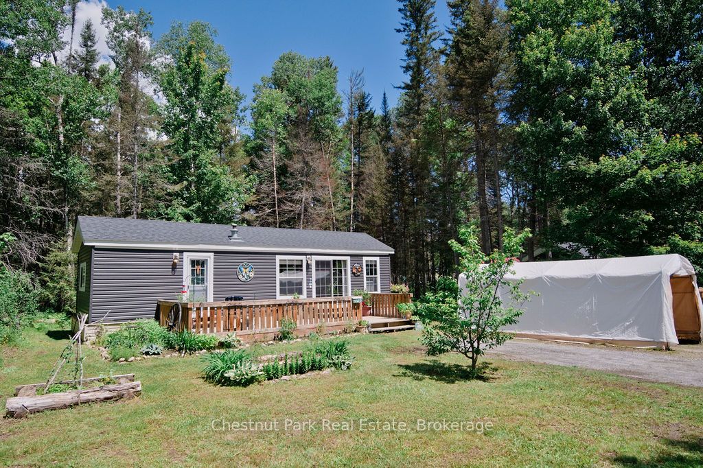 98 North Shore Road Unit 1 Property Photo 44