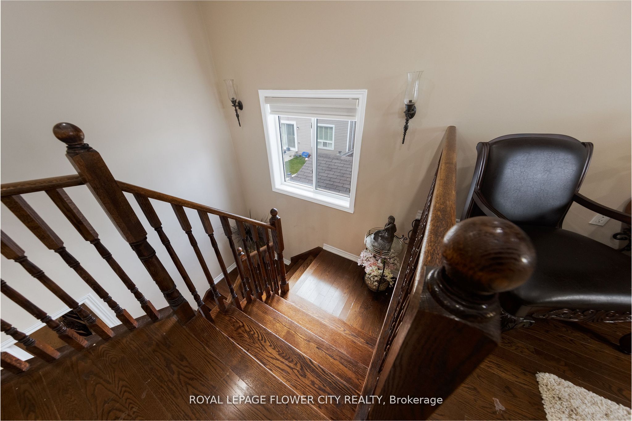 889 O' Reilly Crescent Property Photo 20