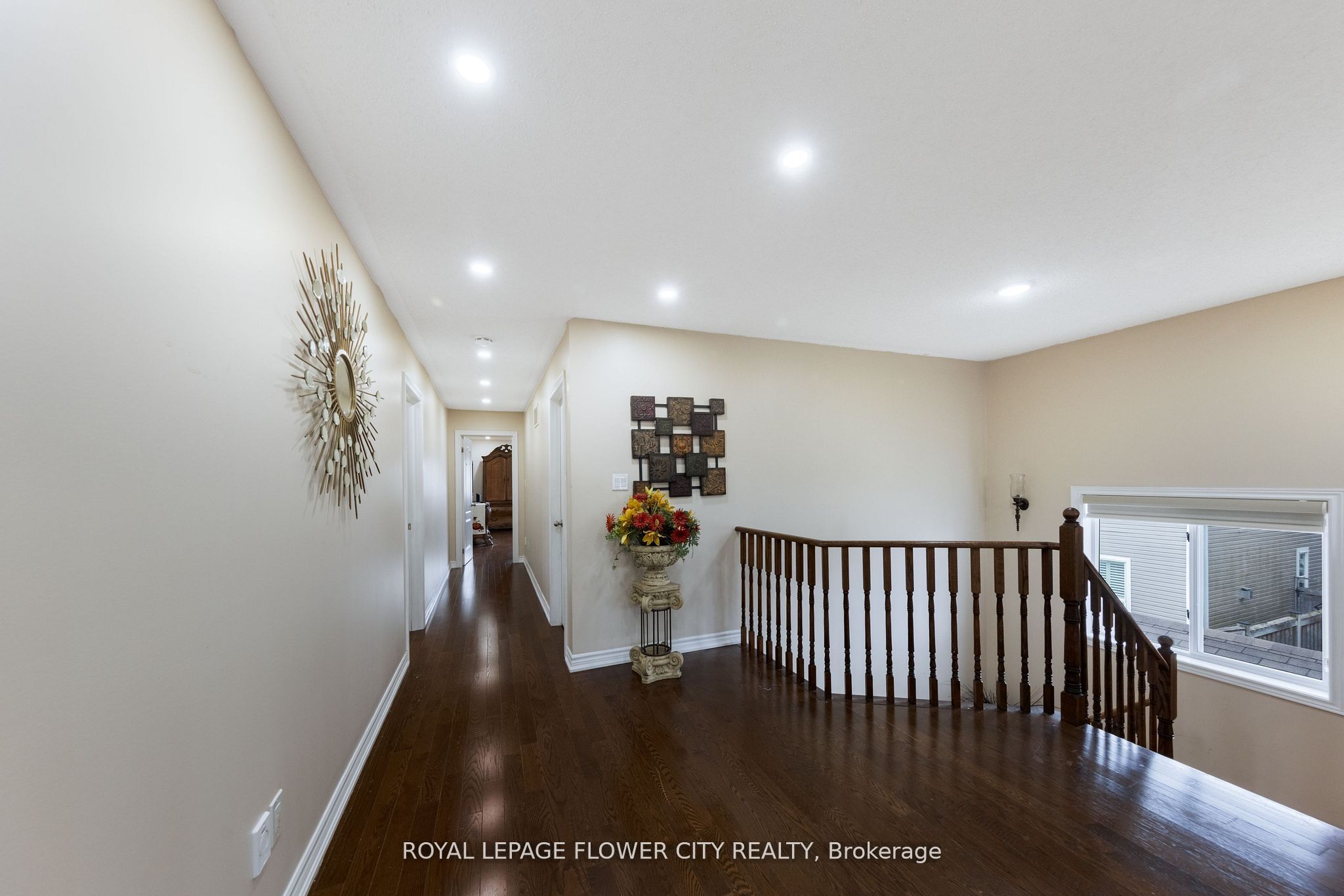 889 O' Reilly Crescent Property Photo 23