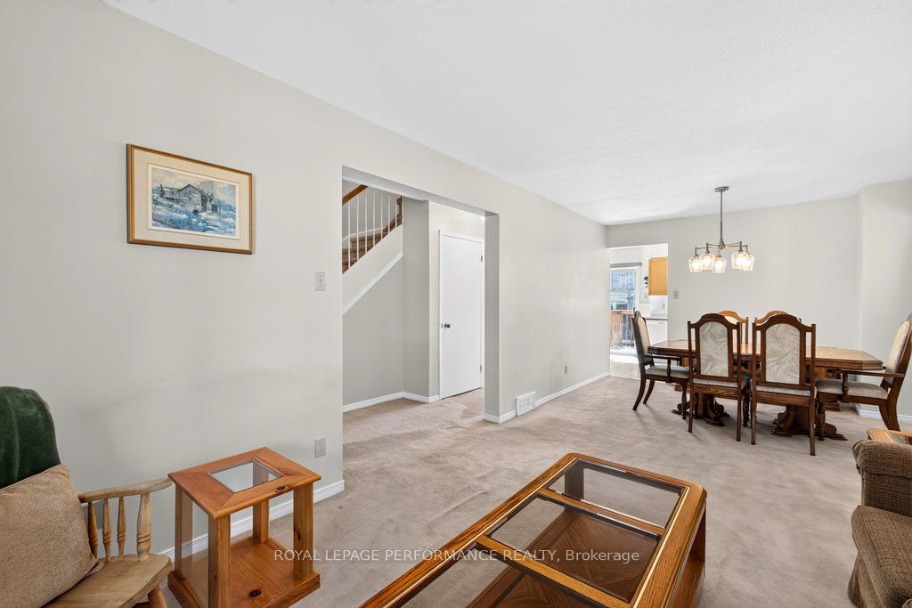 38 Burlington Crescent Property Photo 9