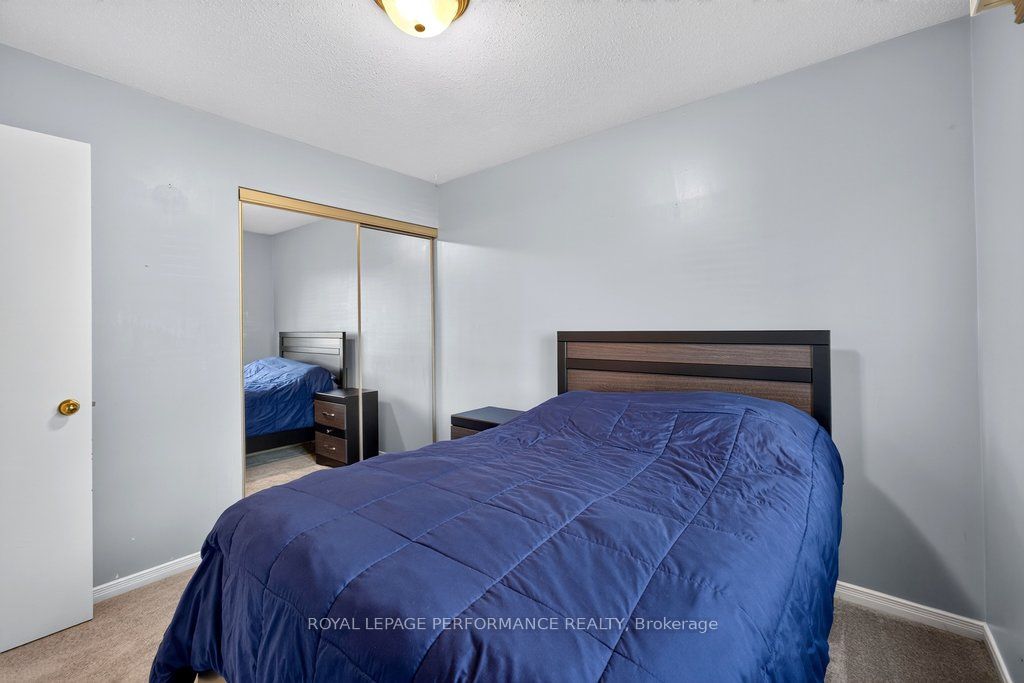38 Burlington Crescent Property Photo 29