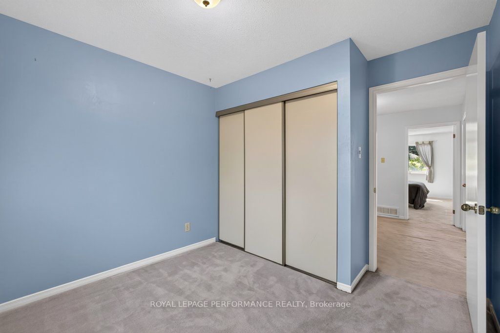 38 Burlington Crescent Property Photo 32