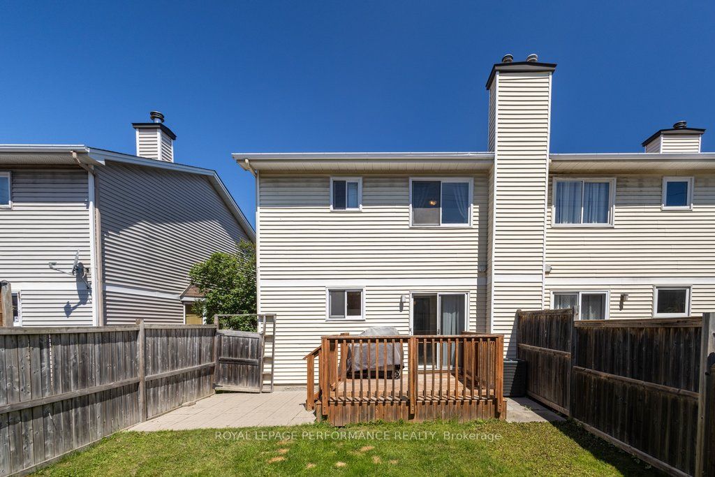 38 Burlington Crescent Property Photo 41