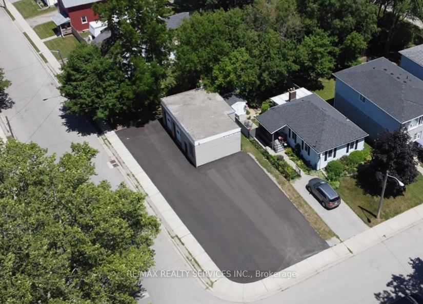 46 Kitchener Avenue Property Photo 2
