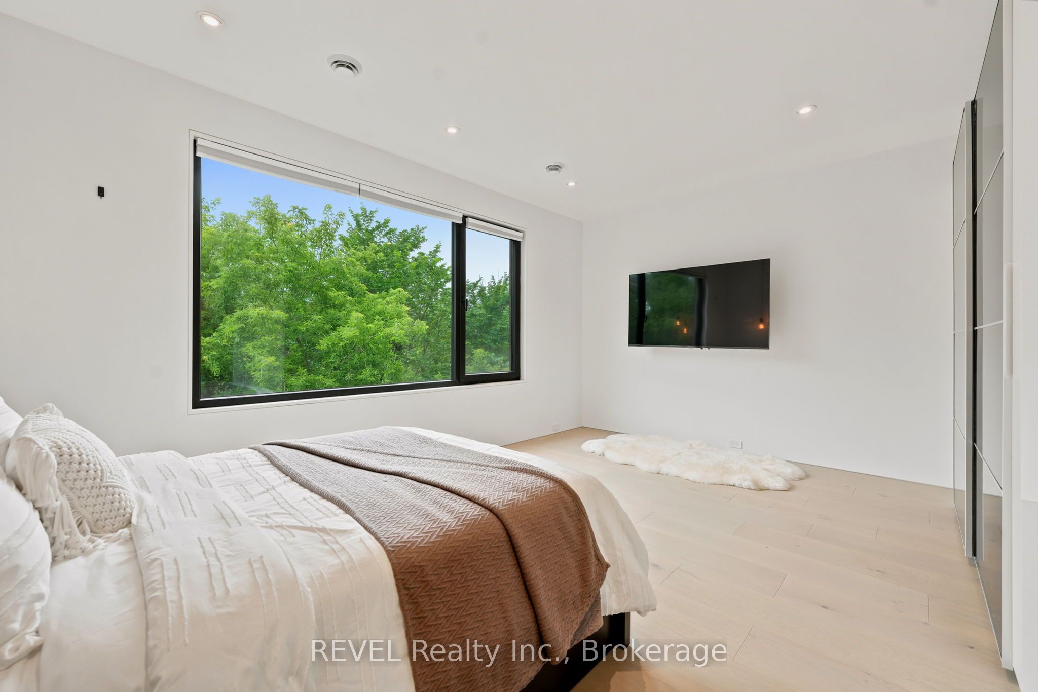 81 Mackenzie King Avenue Property Photo 29