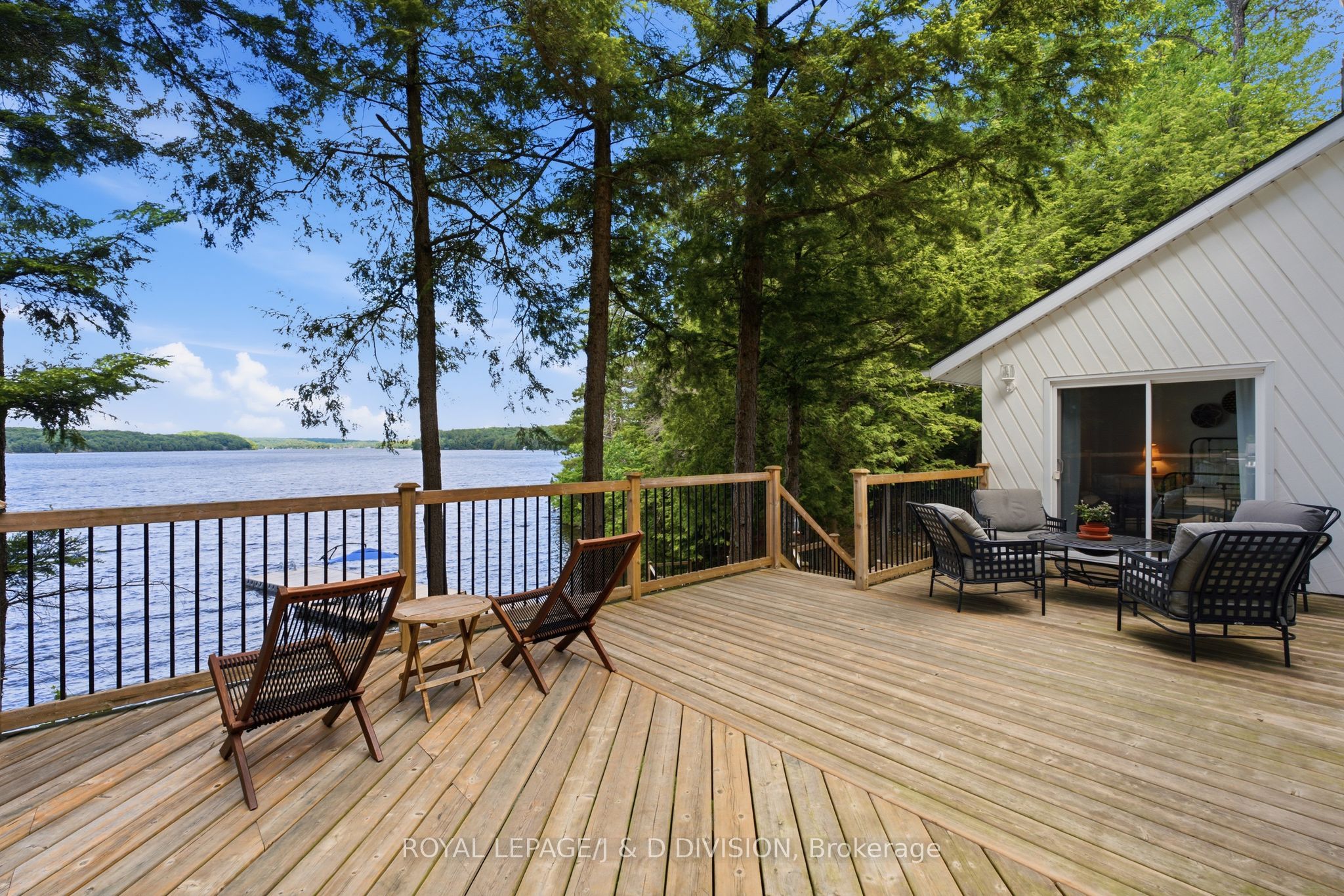 200 Blackstone Lake Water Property Photo 33