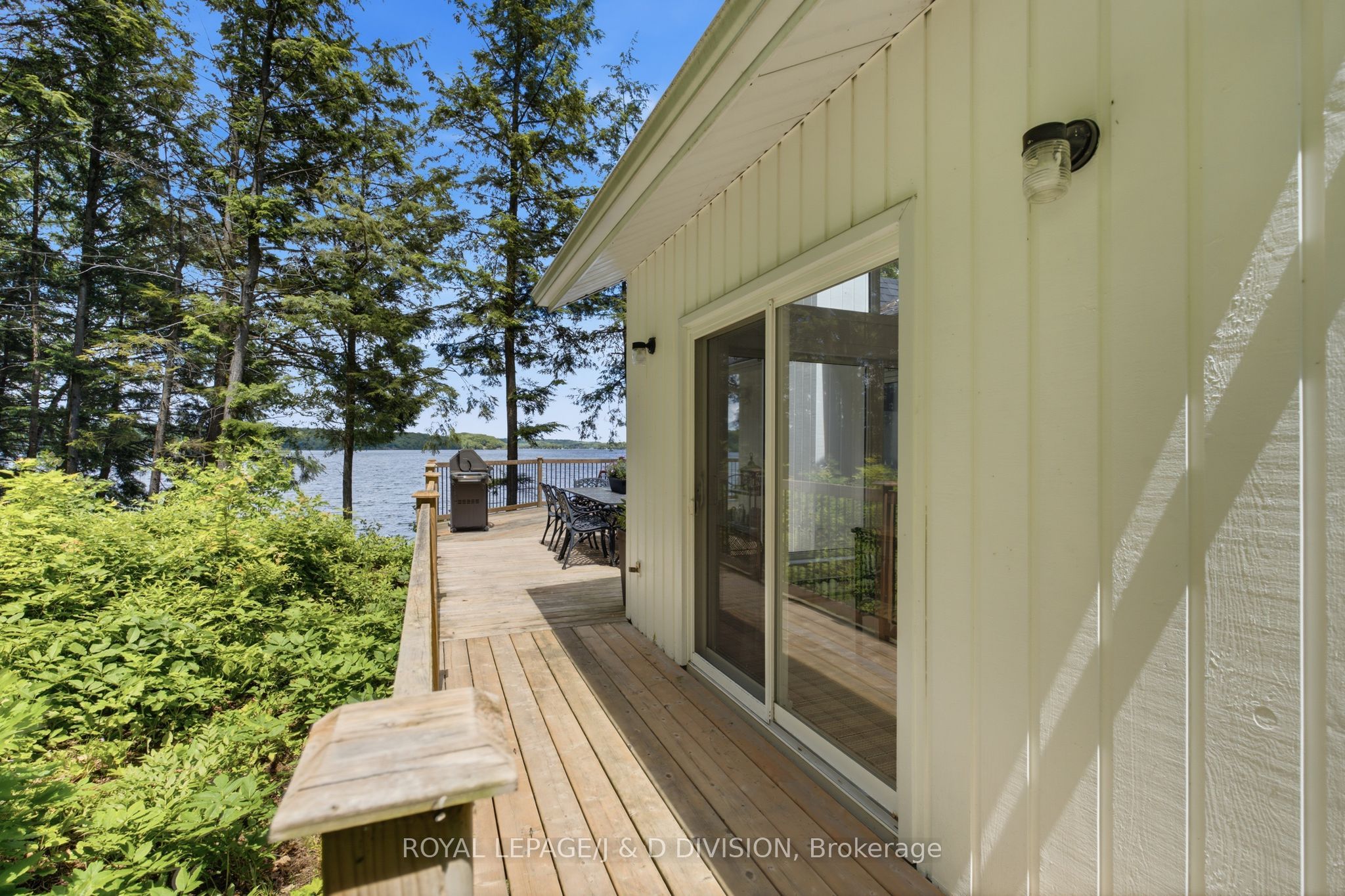 200 Blackstone Lake Water Property Photo 38