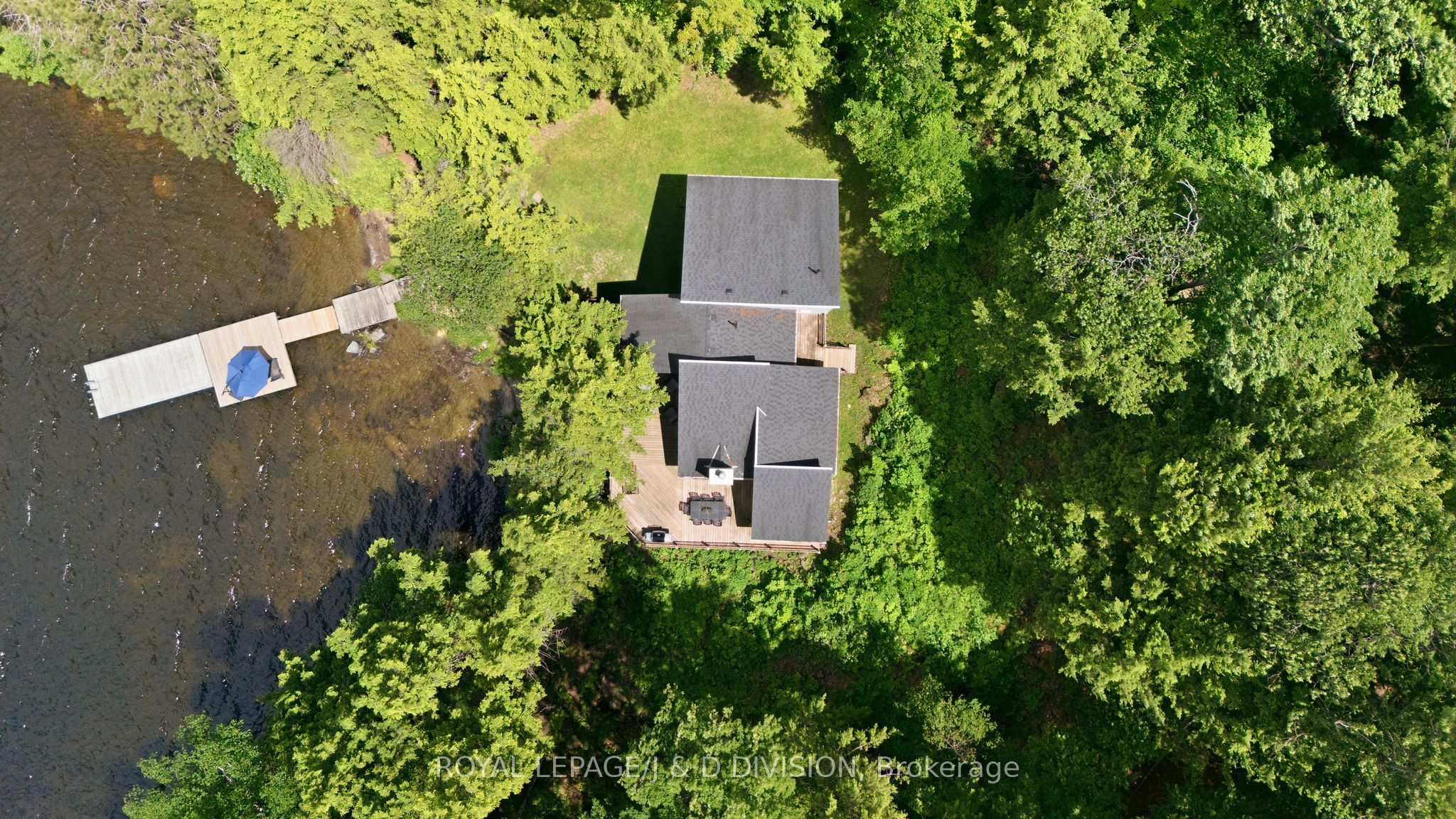 200 Blackstone Lake Water Property Photo 39
