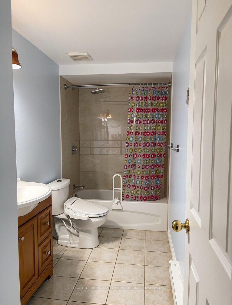 12c Sonnet Crescent Property Photo 10