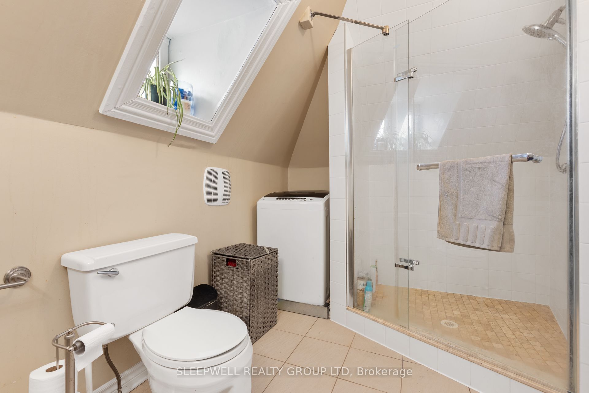 86 Fourth Avenue Property Photo 19