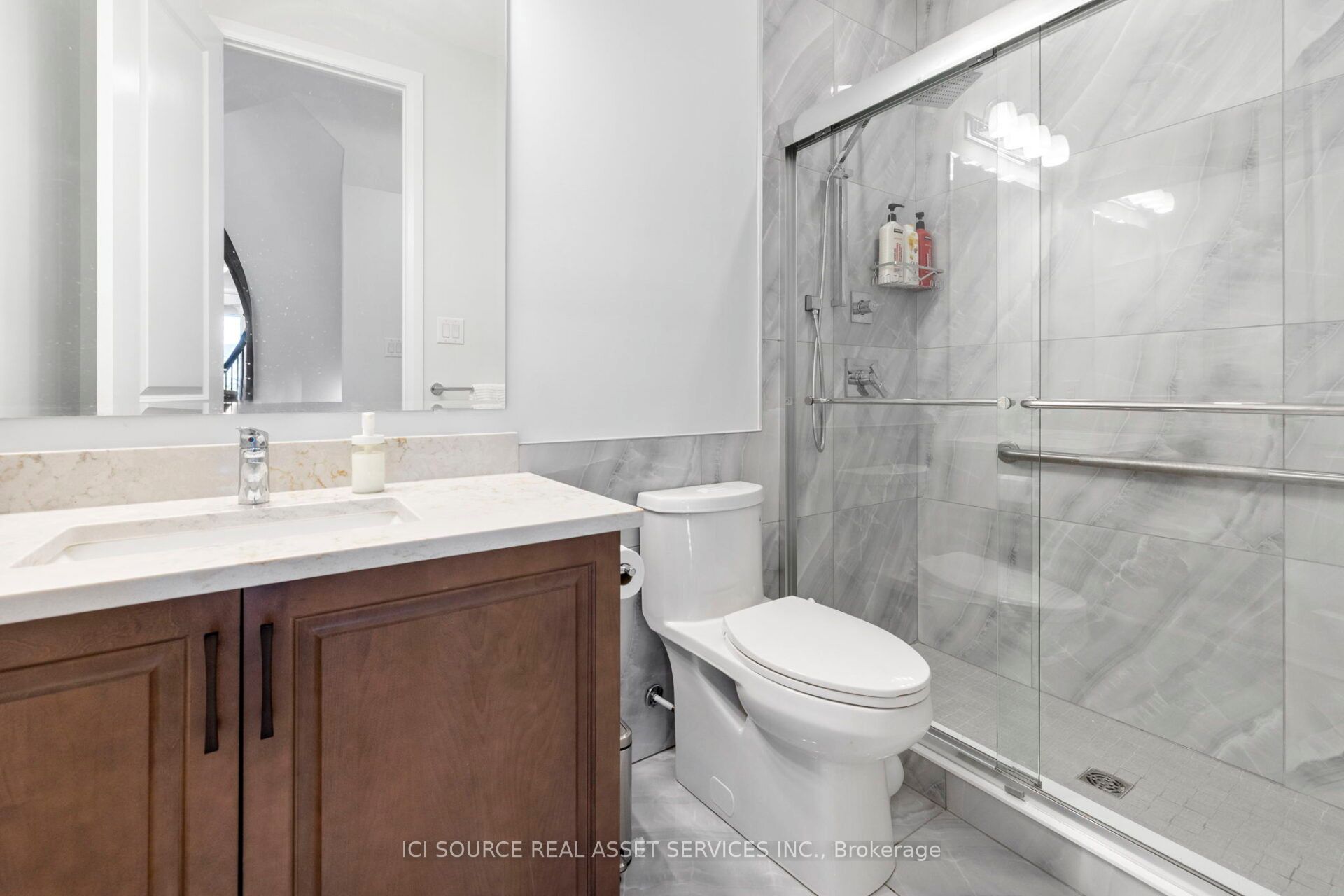 733 Coast Circle Property Photo 13