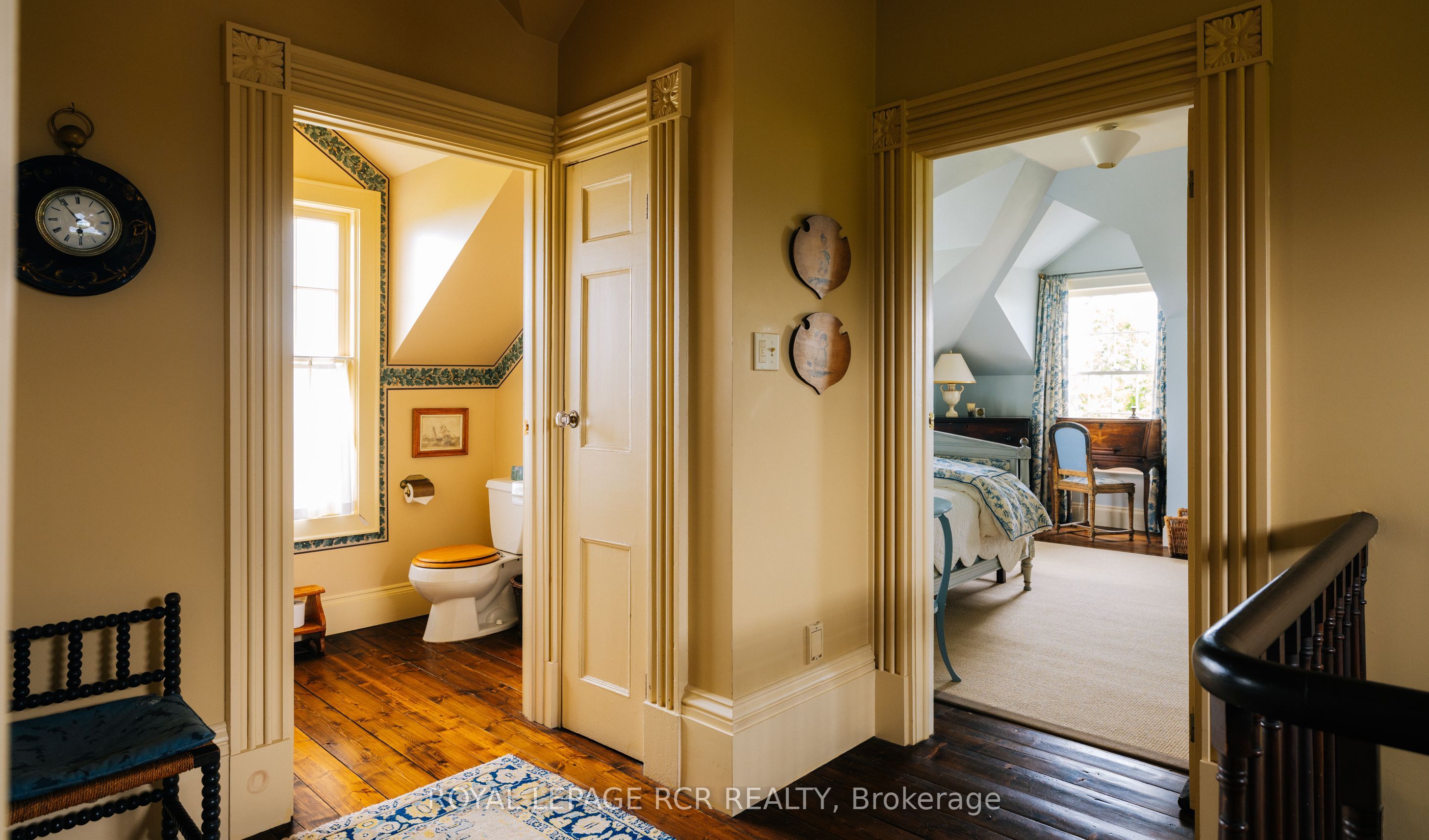 838496 4th Line E Property Photo 29