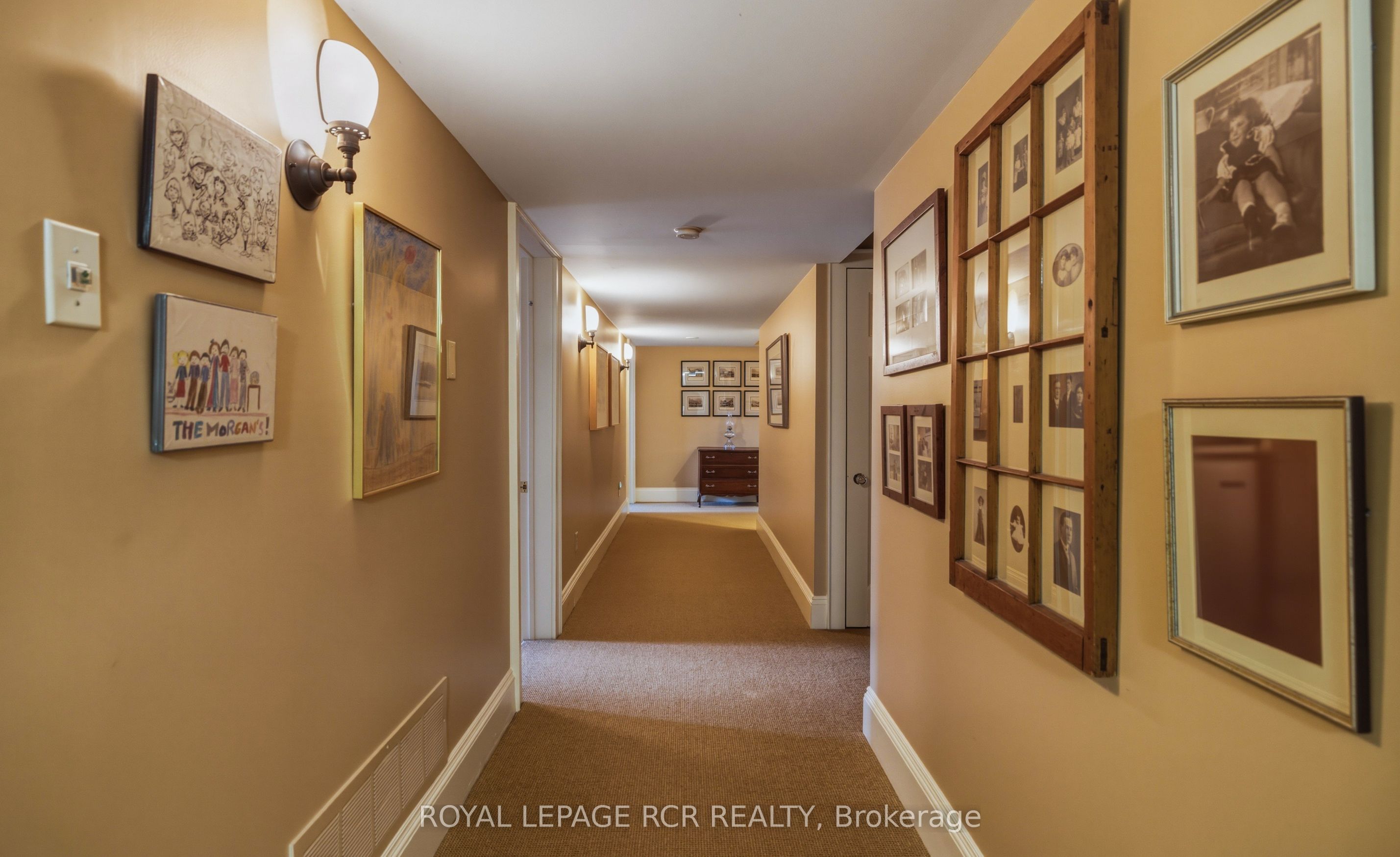 838496 4th Line E Property Photo 31