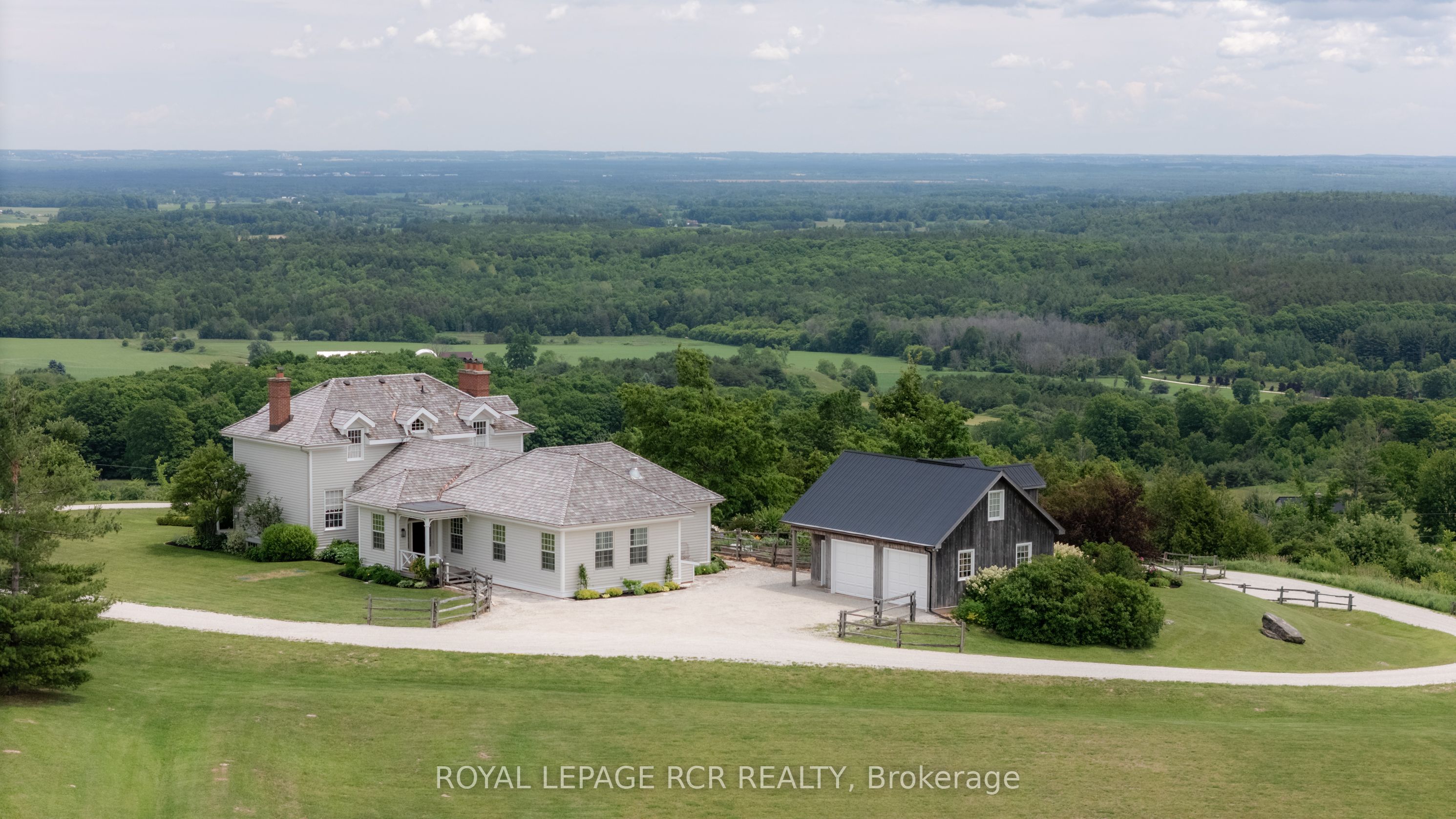 838496 4th Line E Property Photo 43