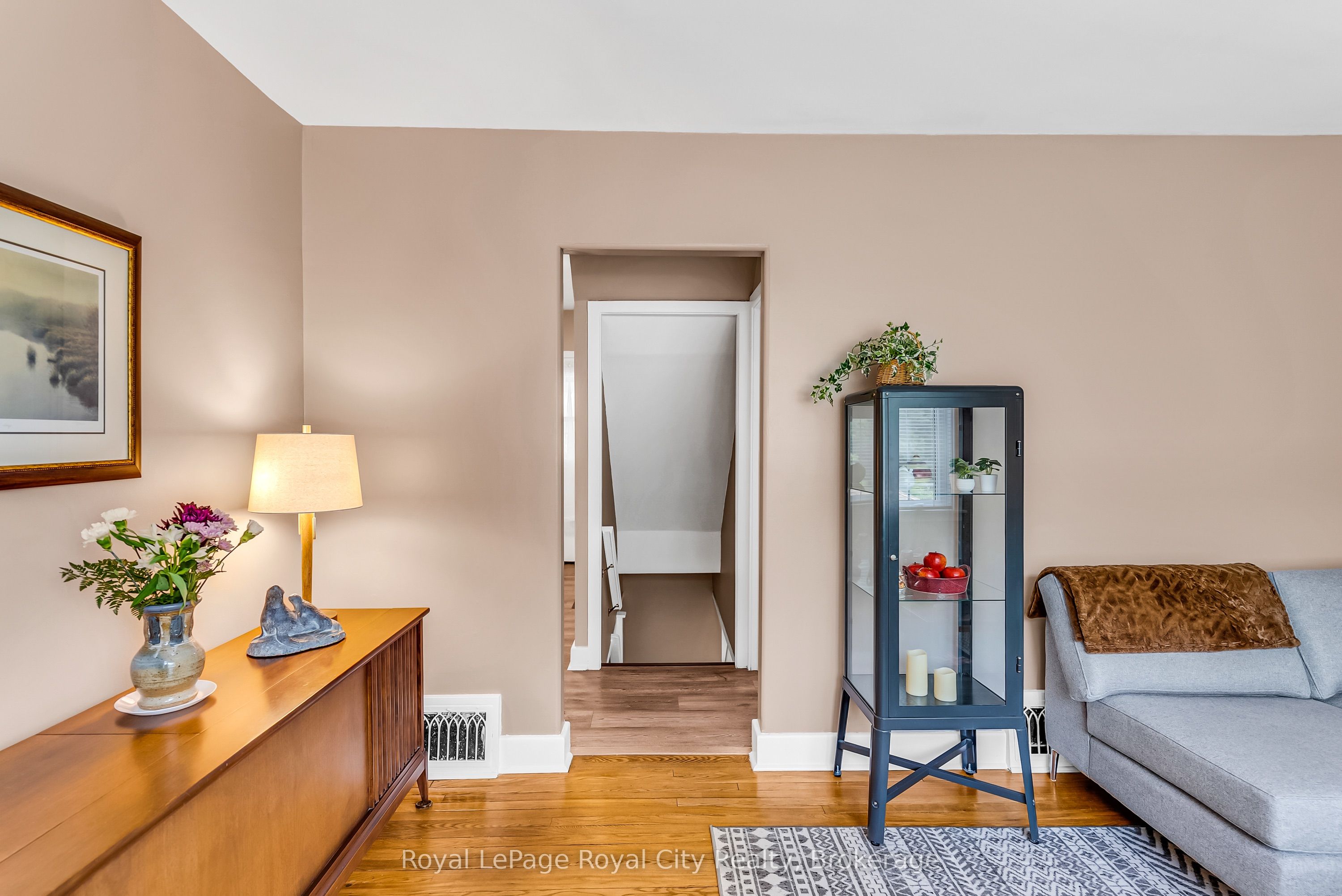 56 Winston Crescent Property Photo 6