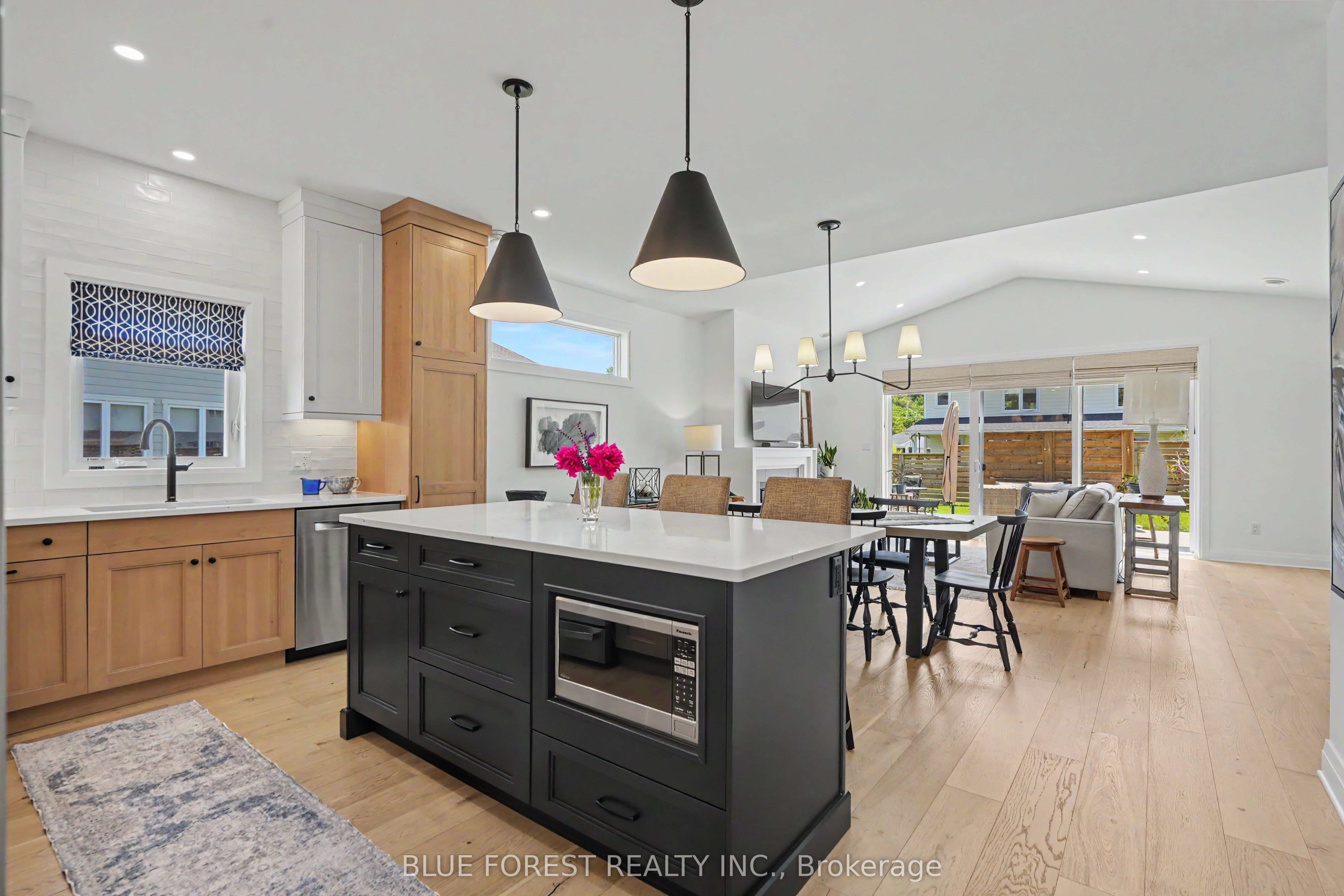 112 Sandcastle Key Property Photo 7