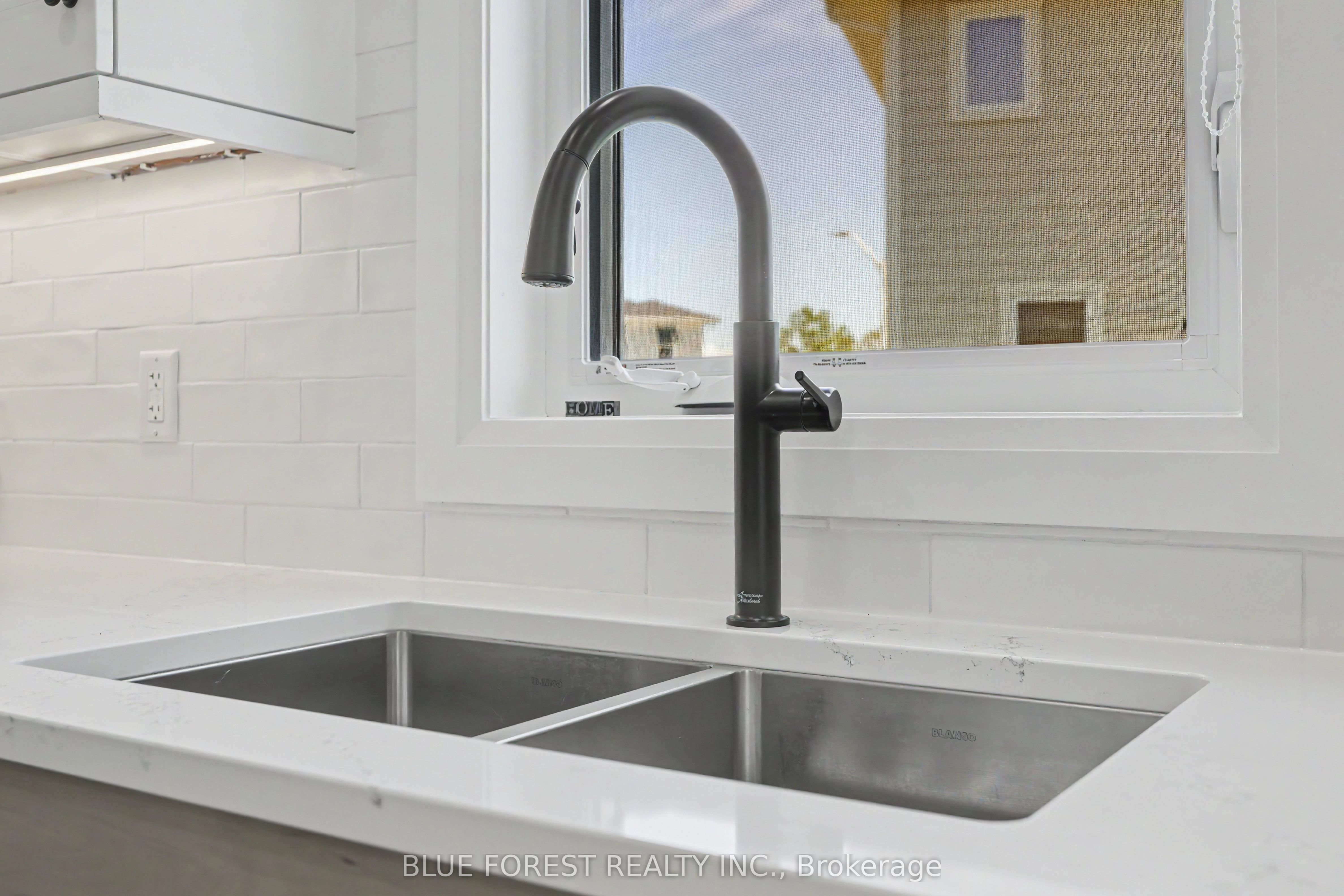 112 Sandcastle Key Property Photo 13
