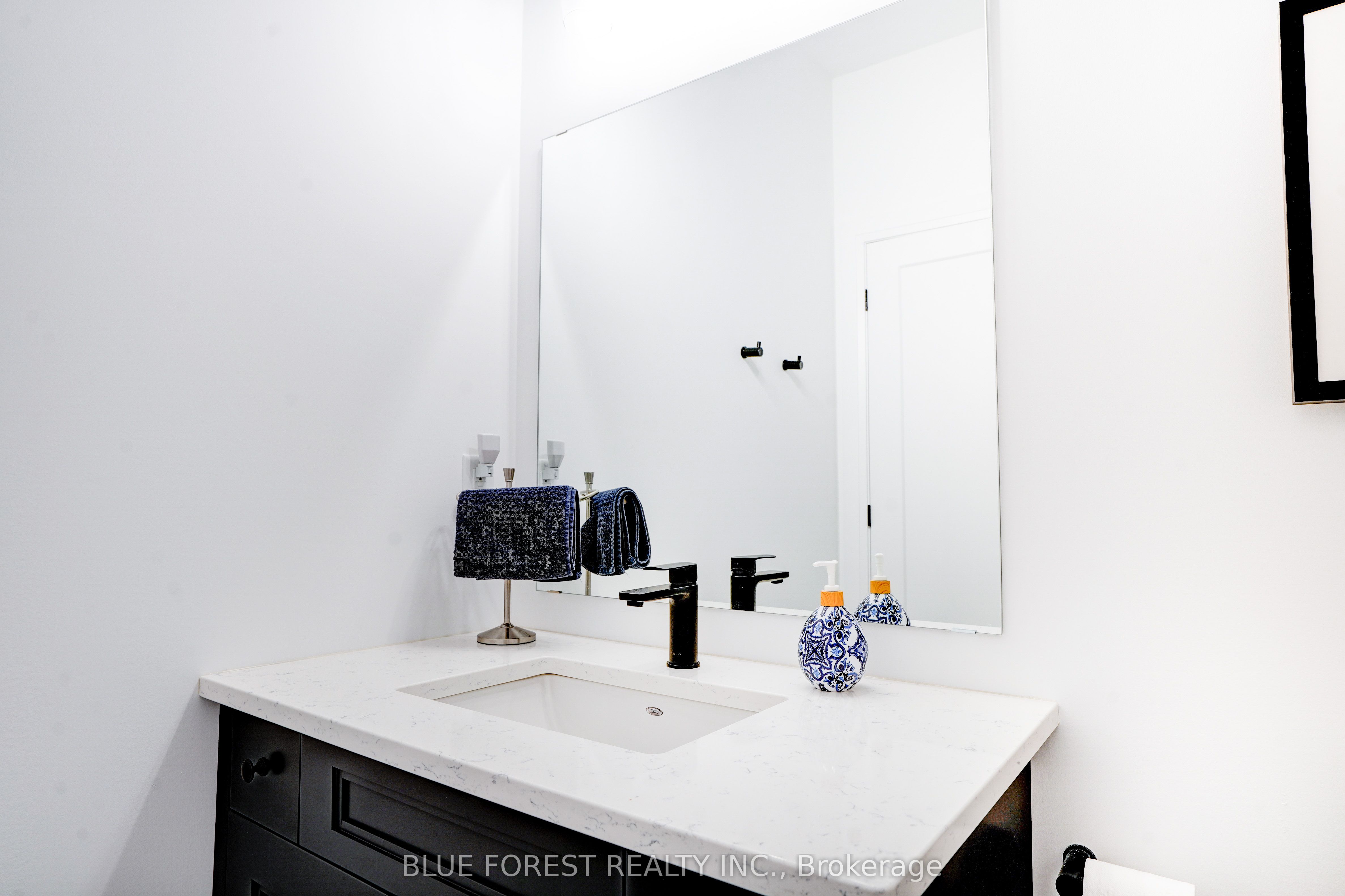 112 Sandcastle Key Property Photo 31
