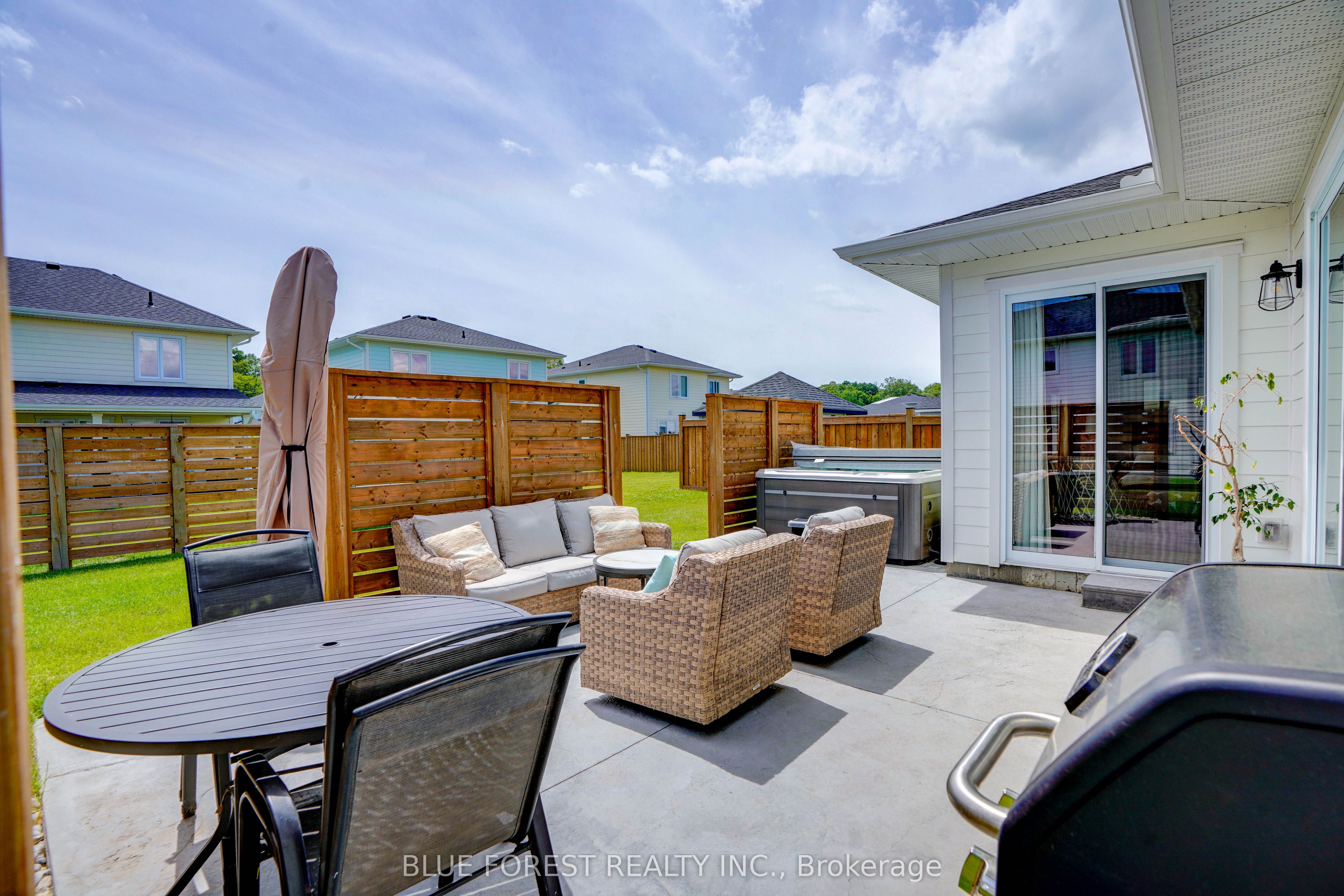 112 Sandcastle Key Property Photo 33