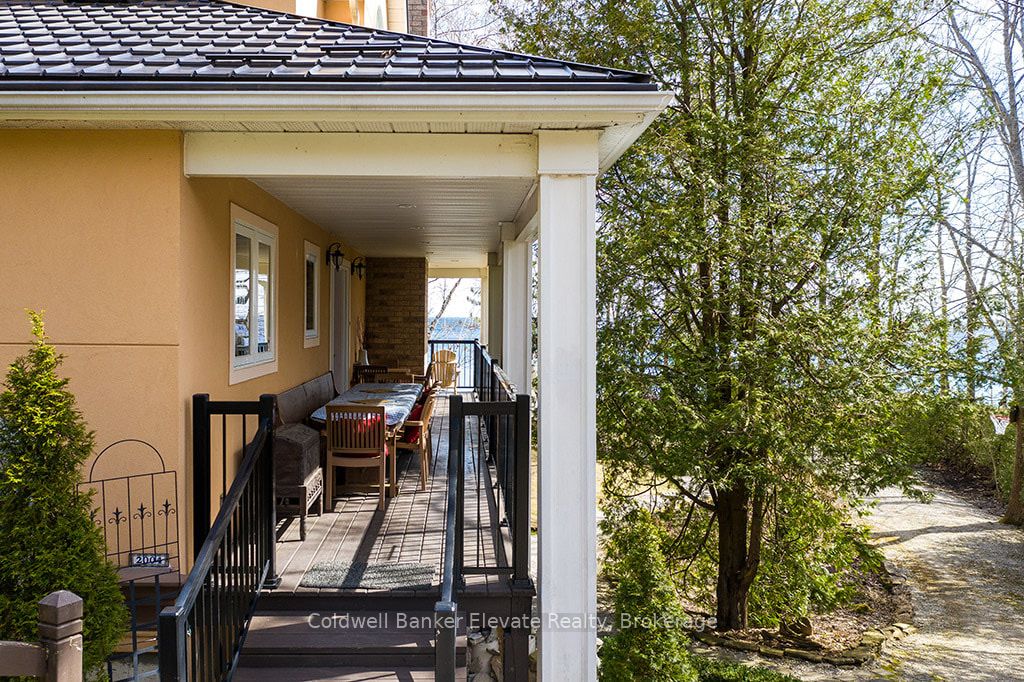 504553 Grey 1 Road Property Photo 10