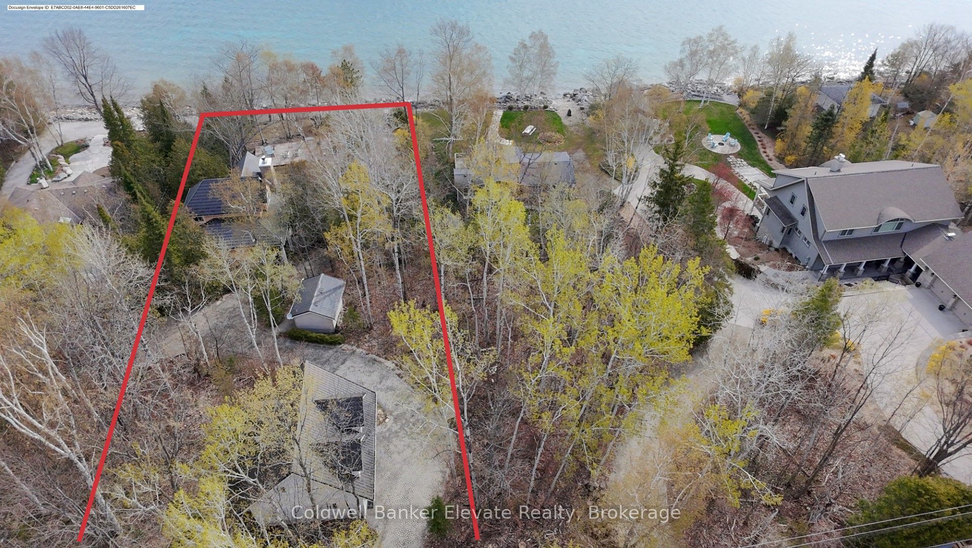 504553 Grey 1 Road Property Photo 15