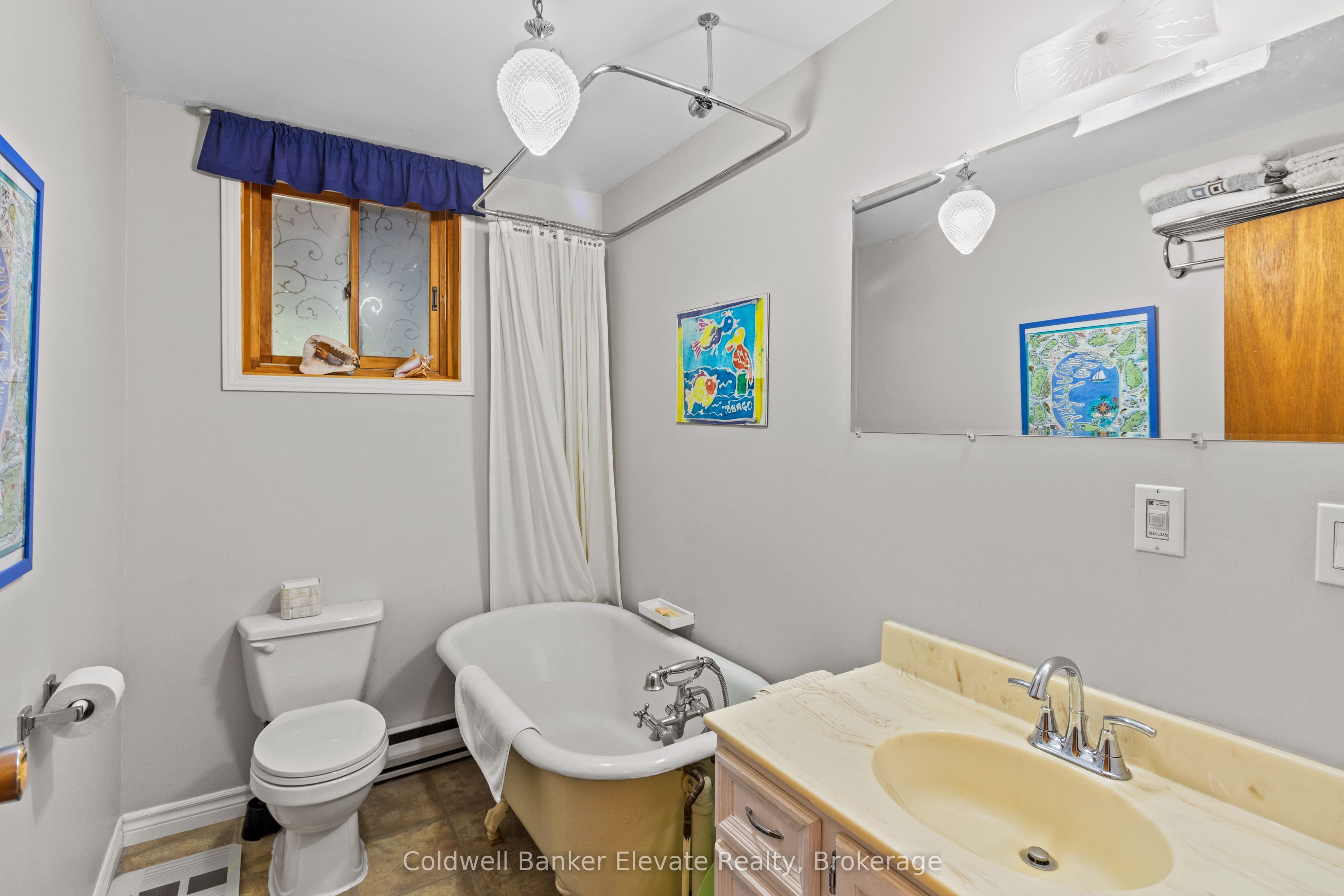 504553 Grey 1 Road Property Photo 44