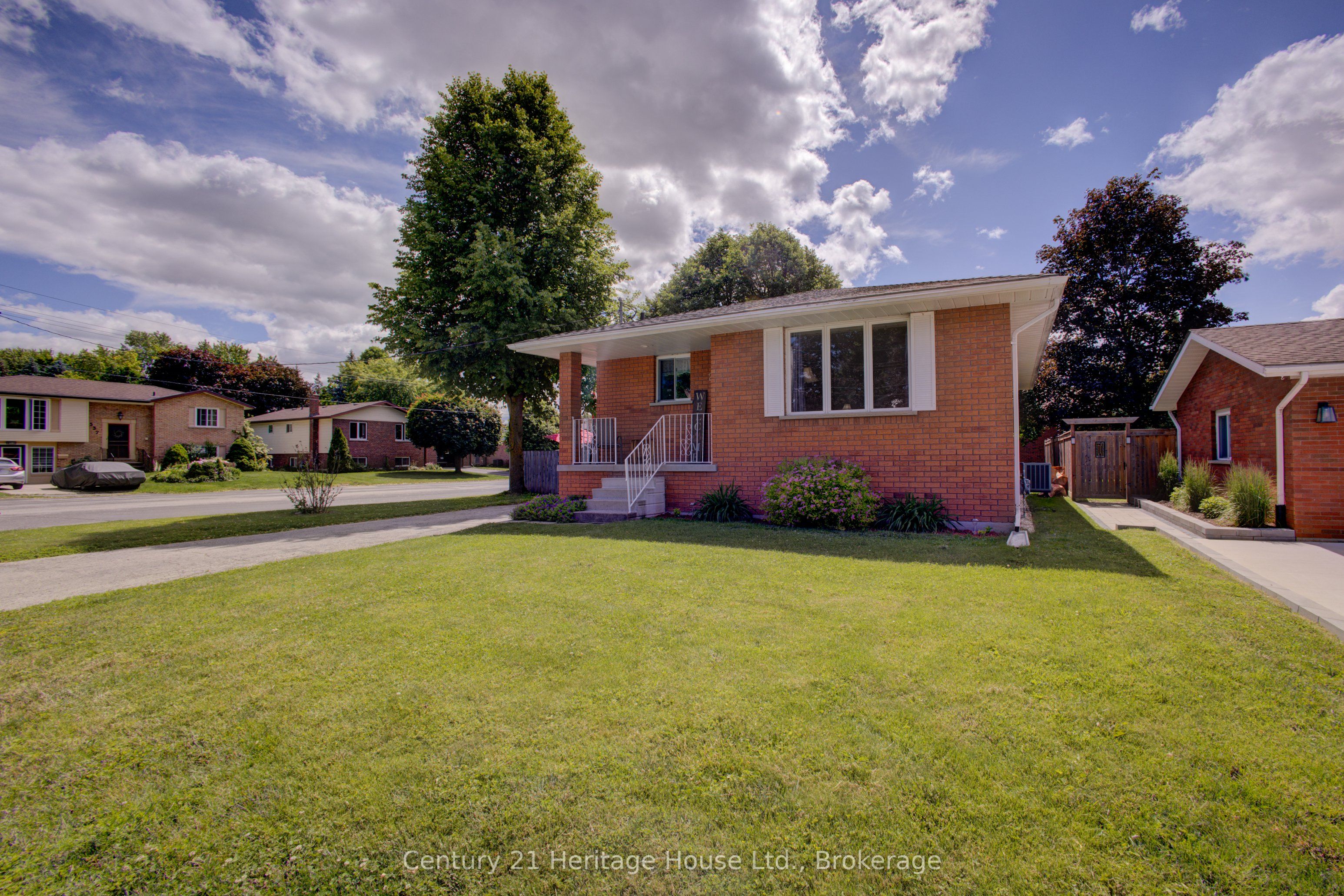 202 15th Avenue Property Photo 2
