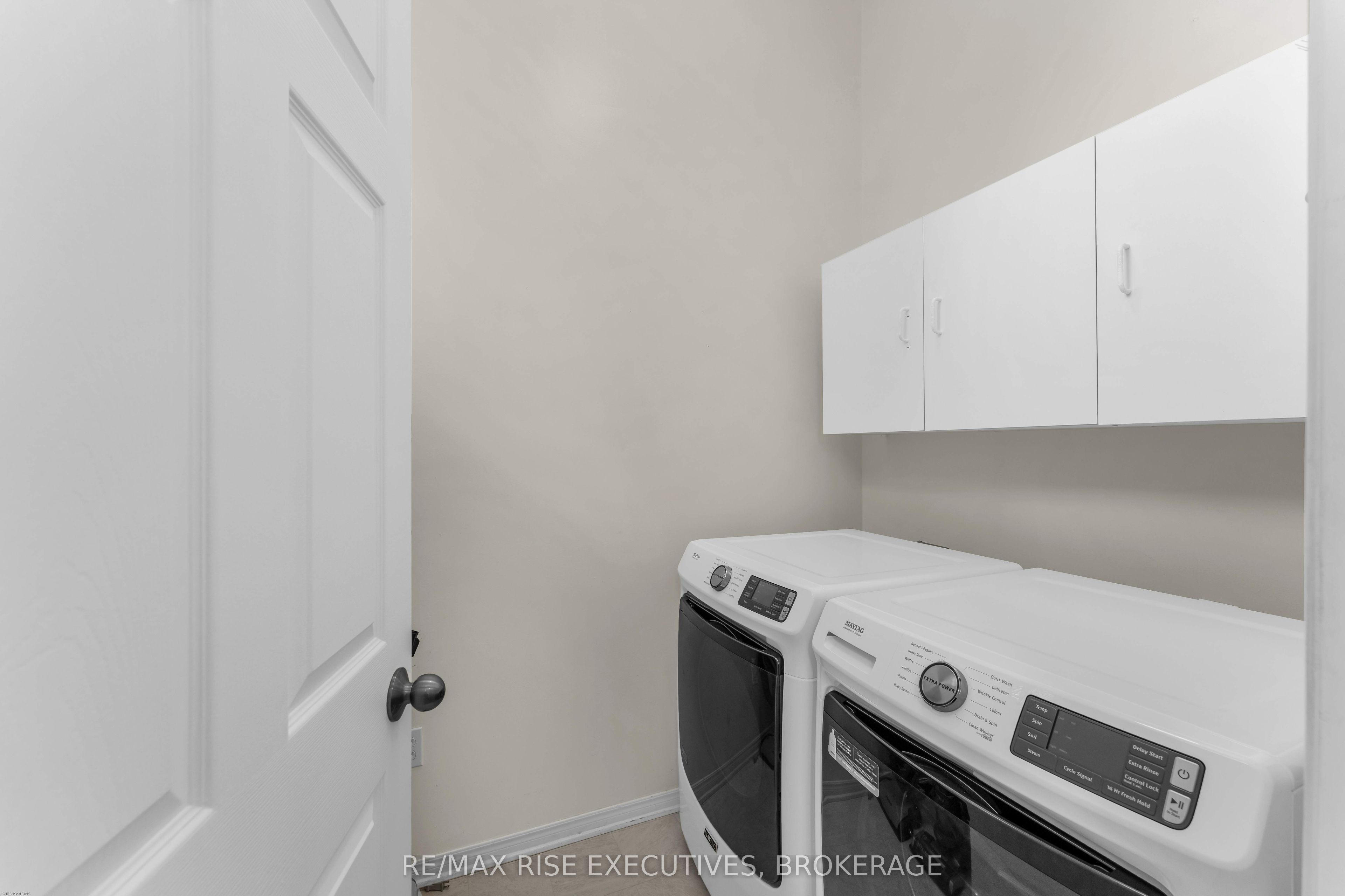 1304 Fisher Crescent Property Photo 19