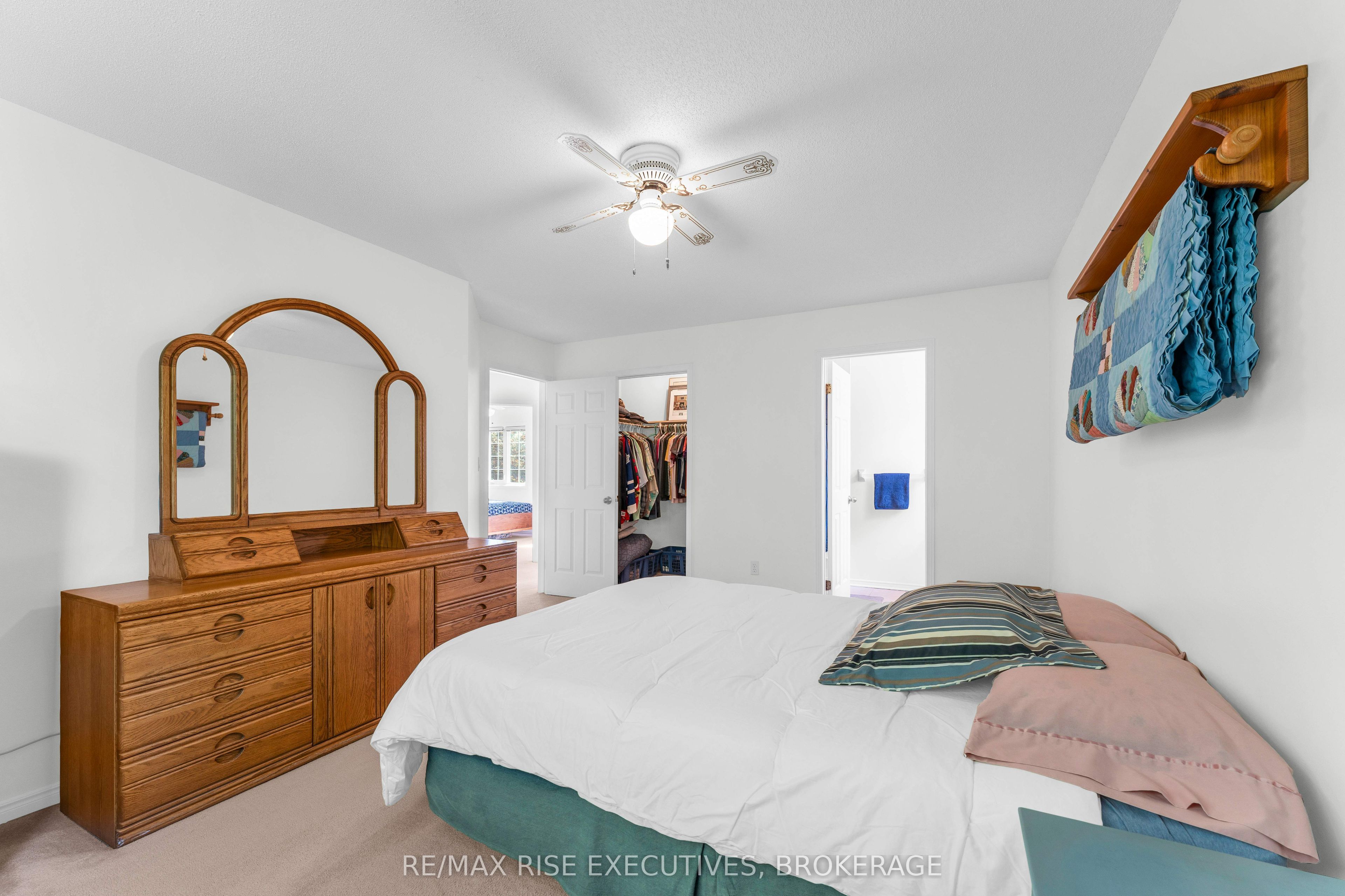 1304 Fisher Crescent Property Photo 24