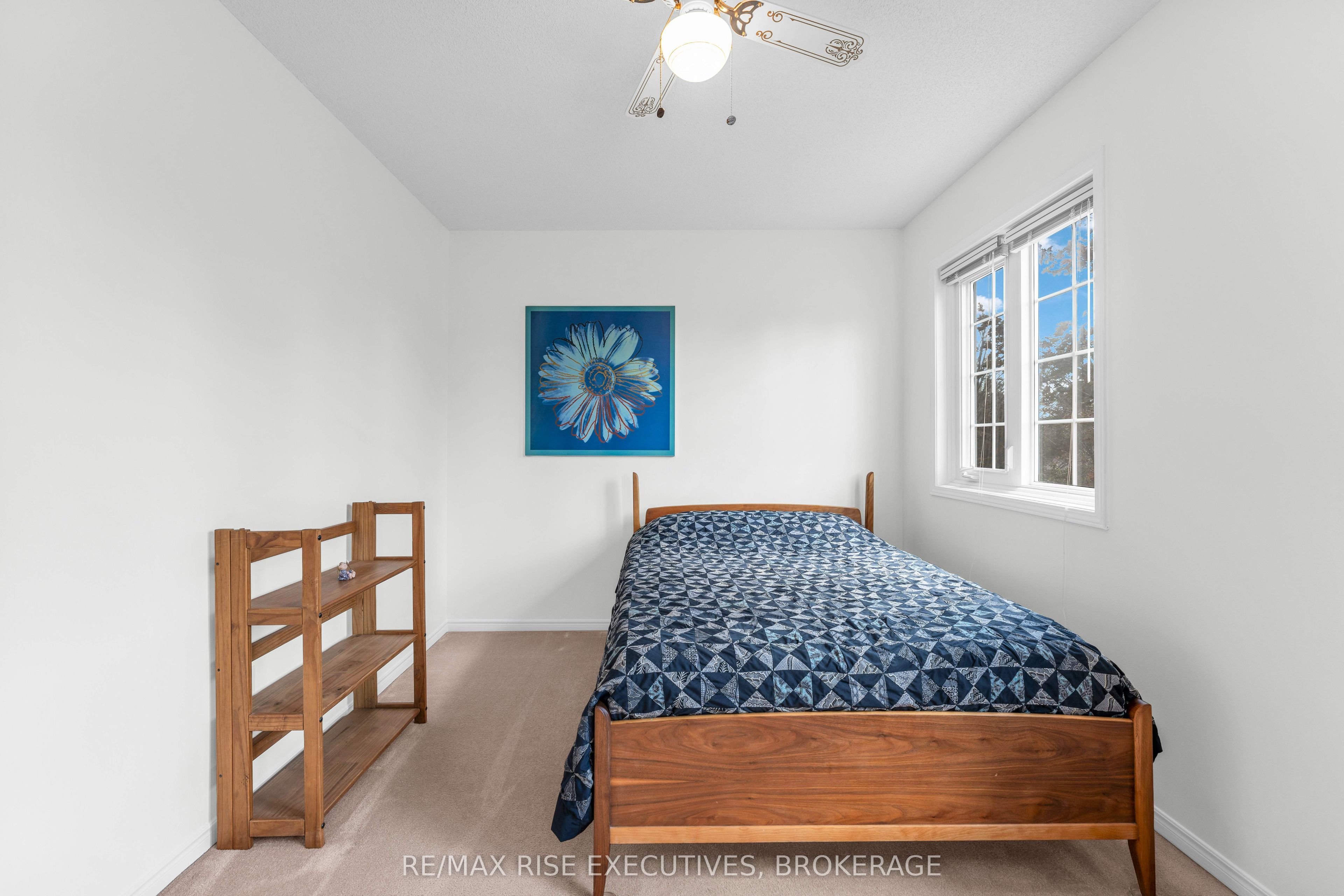 1304 Fisher Crescent Property Photo 28