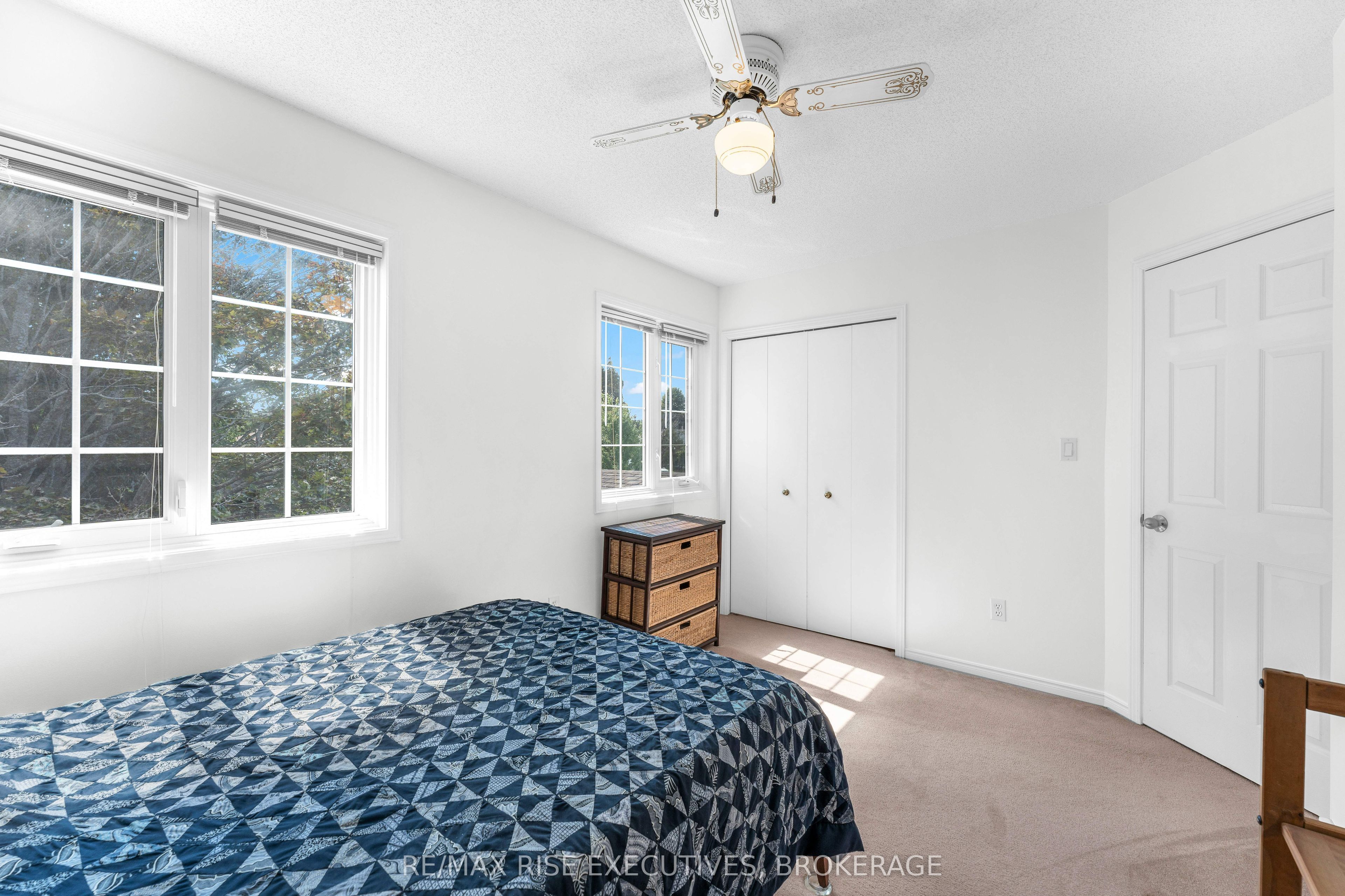 1304 Fisher Crescent Property Photo 29
