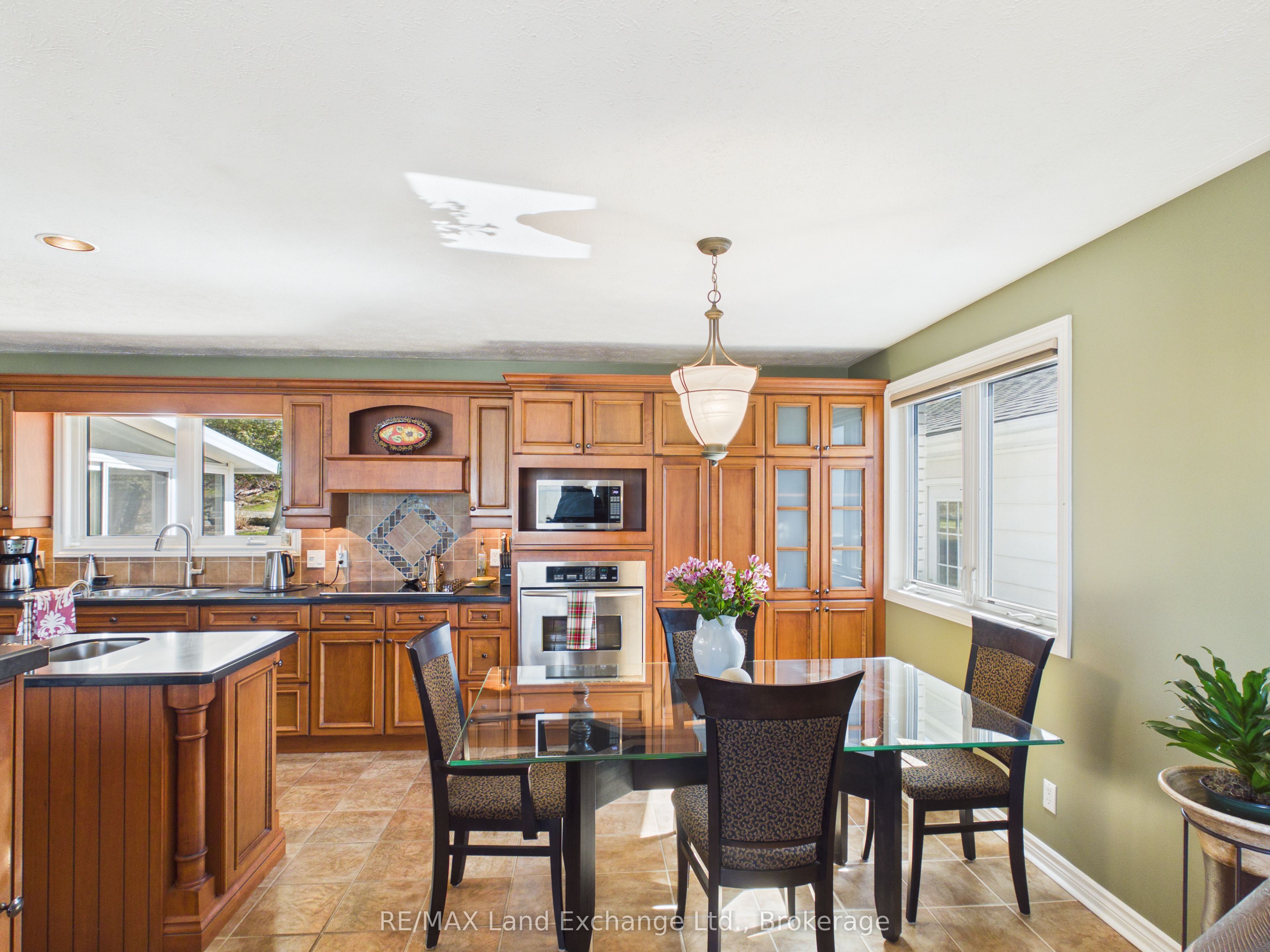 167 Goderich Street Property Photo 11