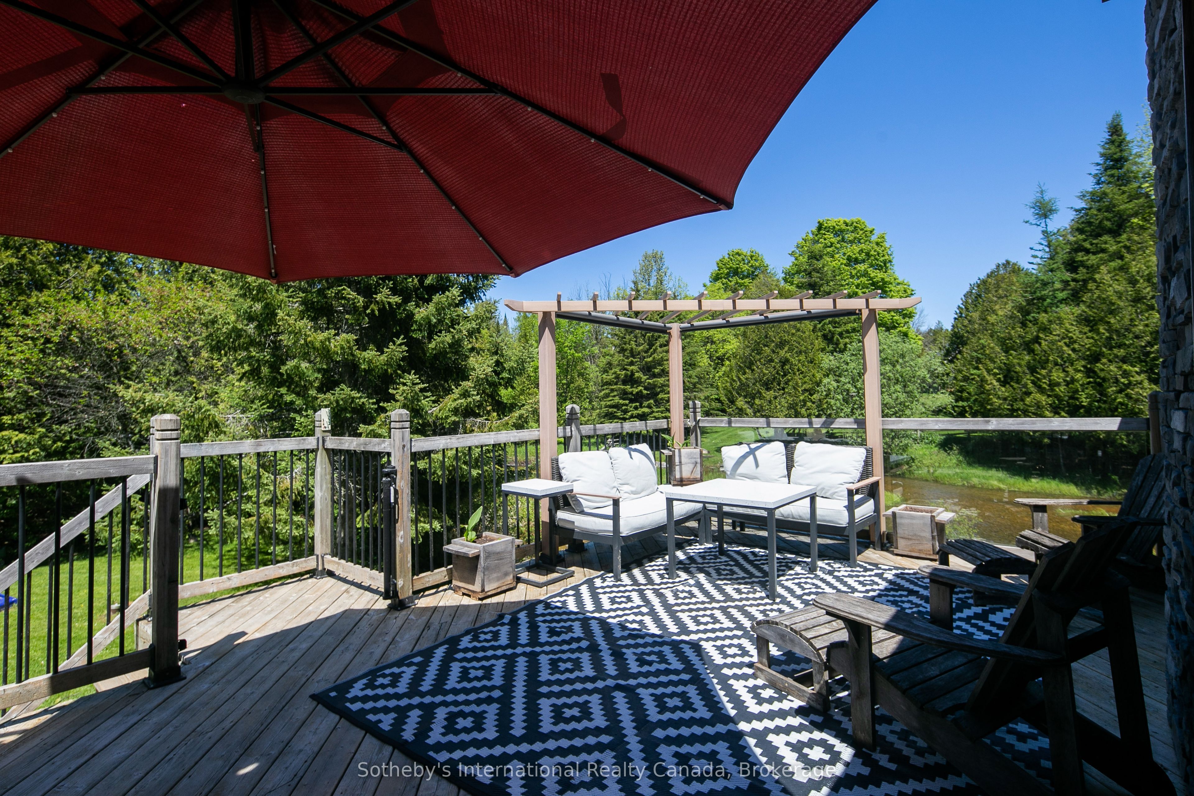 640514 Hamilton Road Property Photo 2