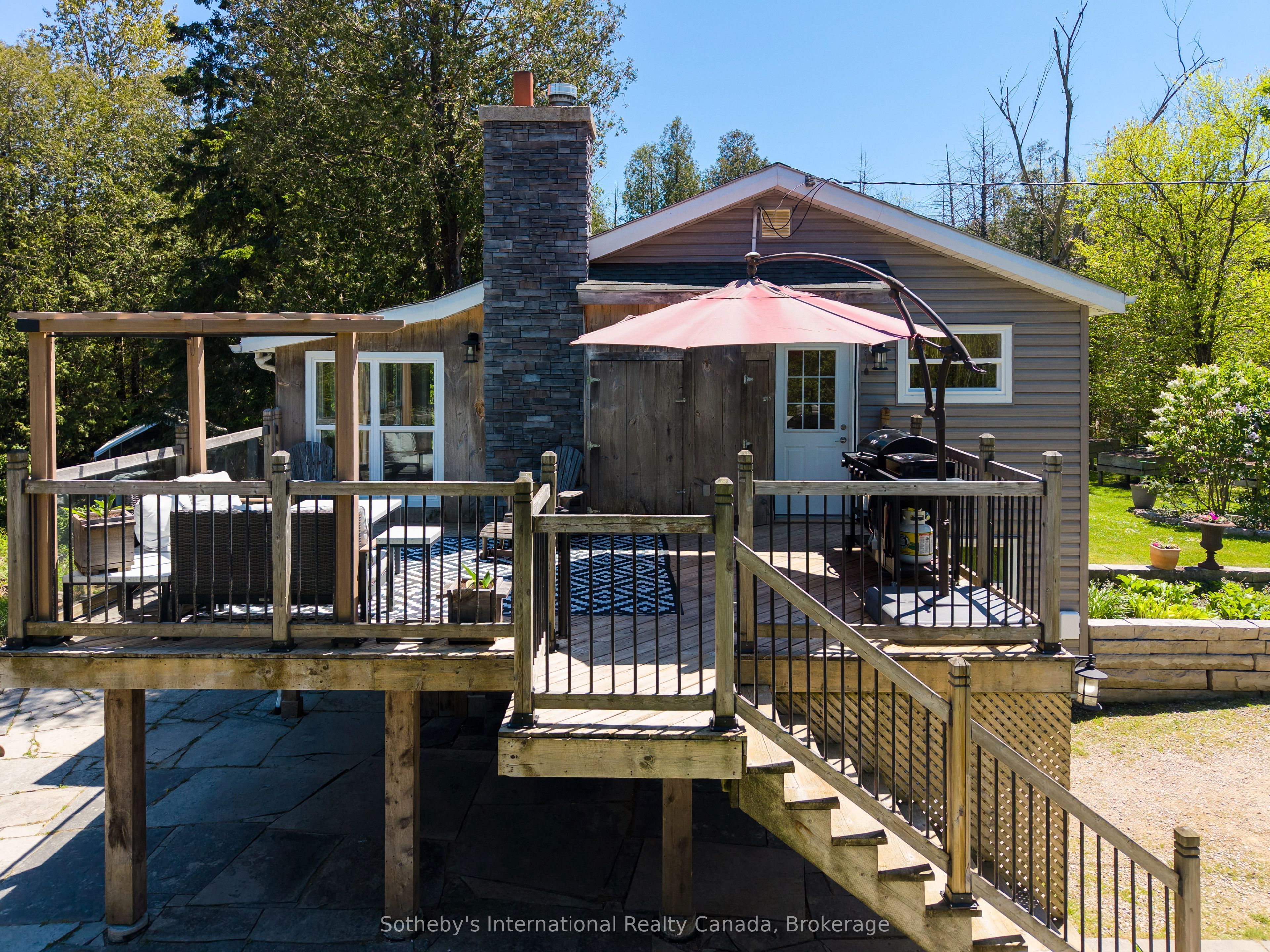 640514 Hamilton Road Property Photo 5