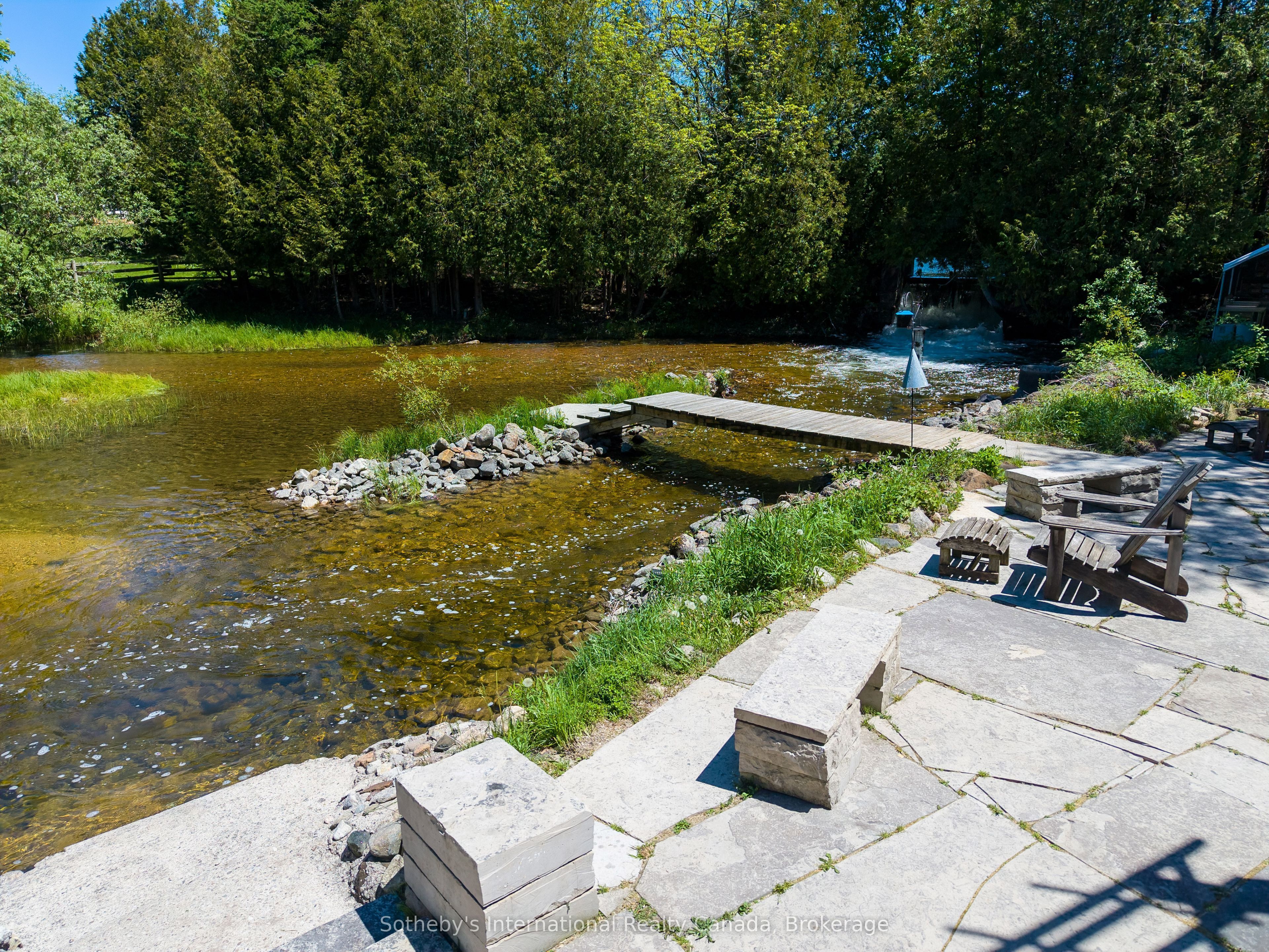 640514 Hamilton Road Property Photo 6