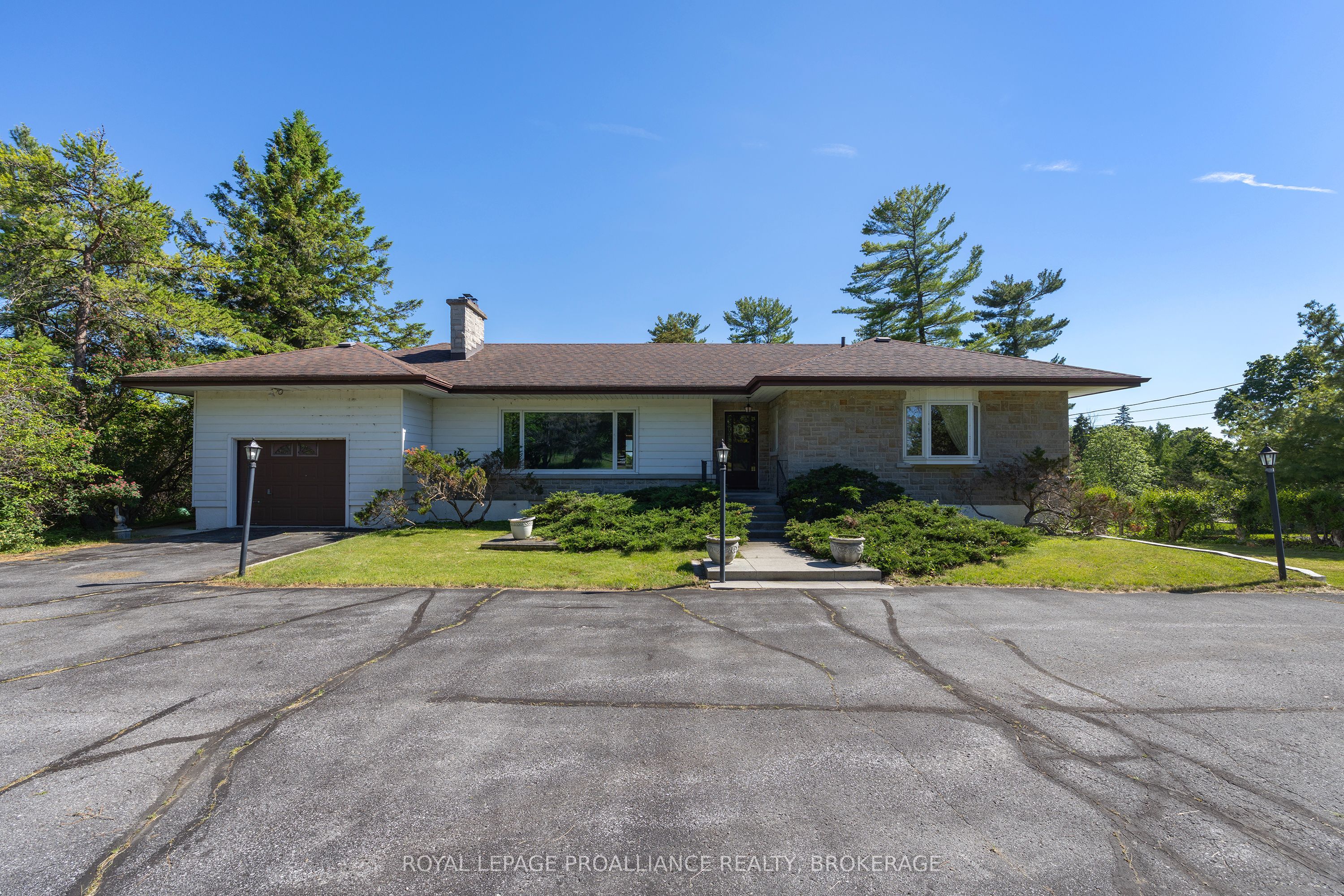 4756 Bath Road Property Photo 1