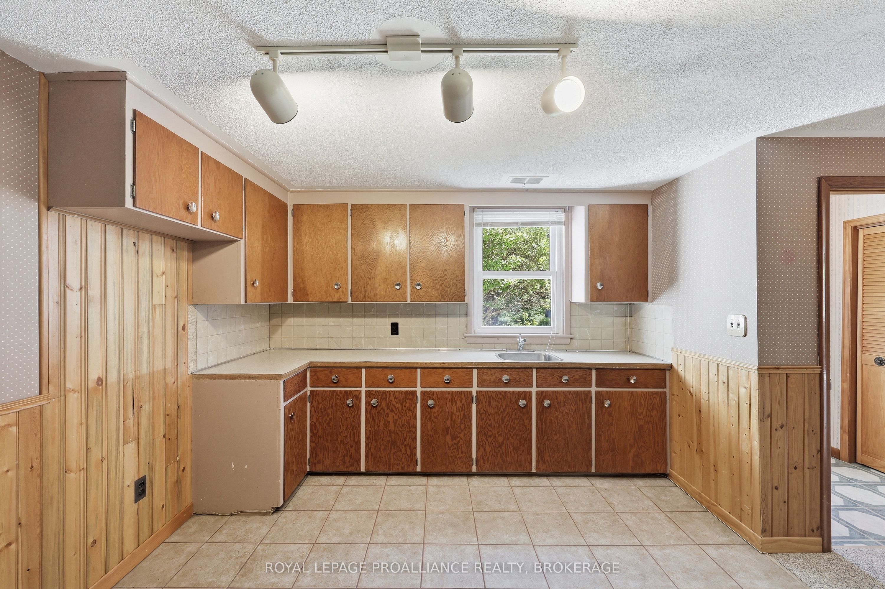 4756 Bath Road Property Photo 35