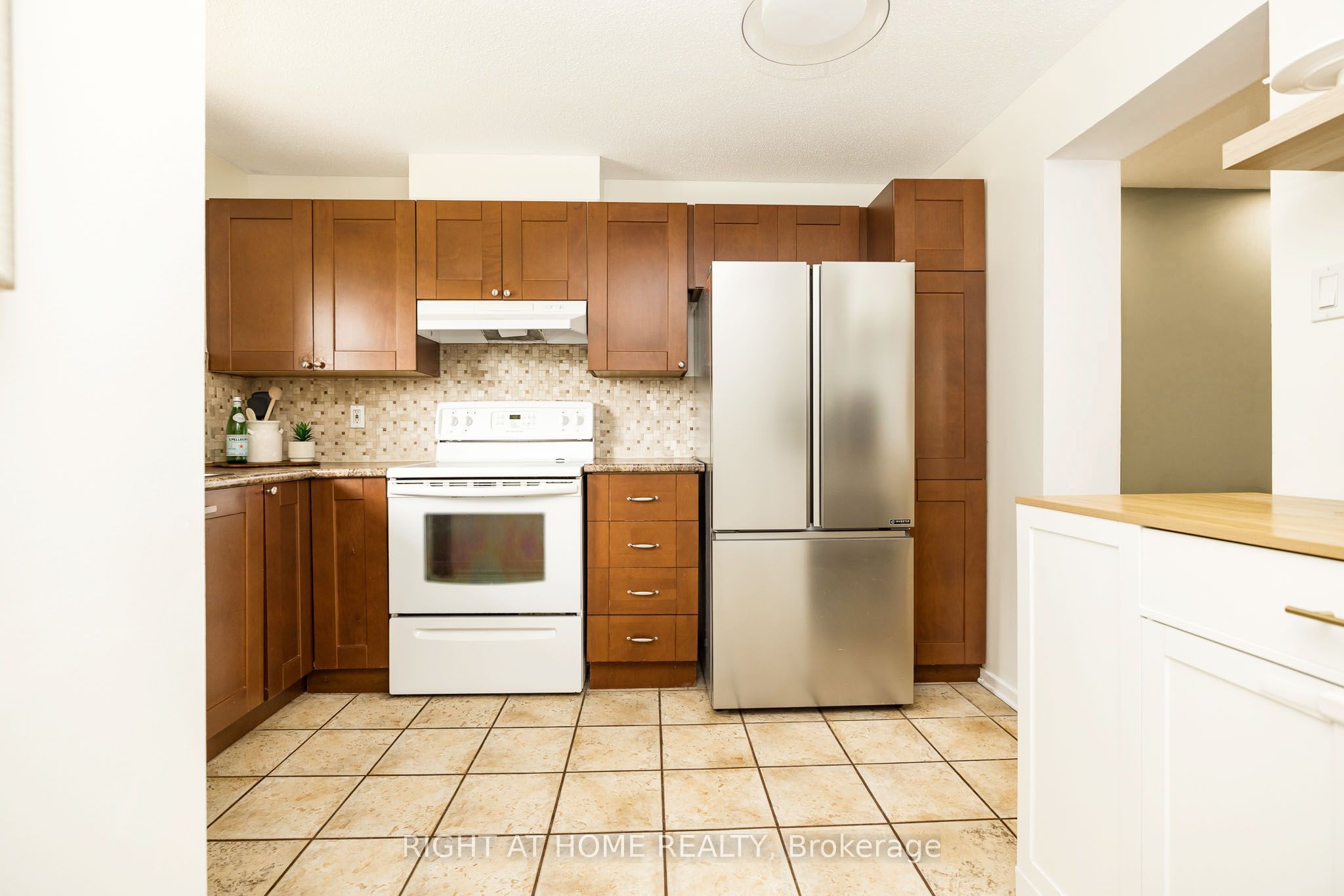30 Berkshire Way Property Photo 15